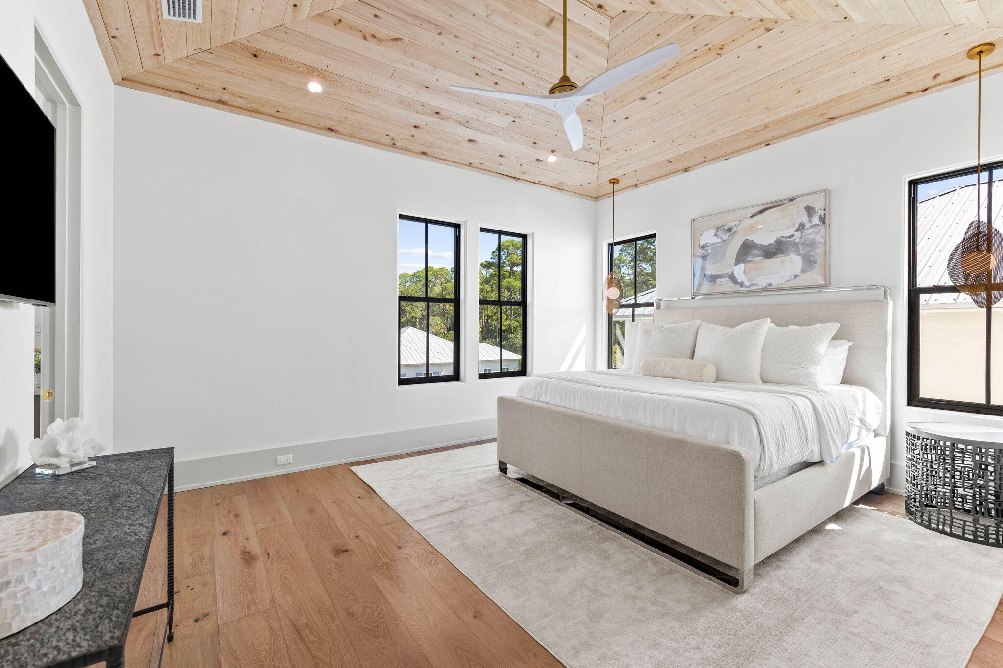 TREETOP - Residential