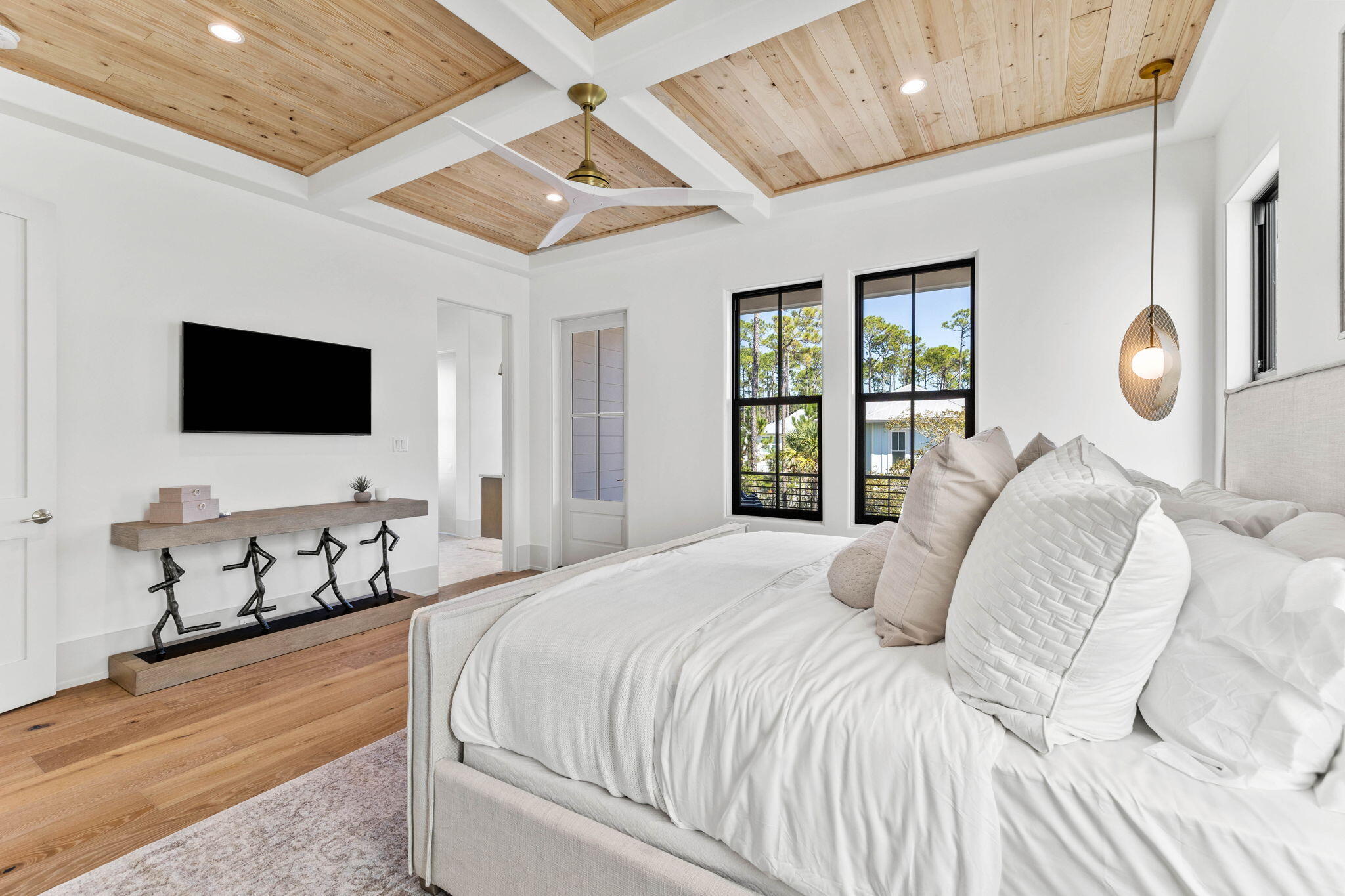 TREETOP - Residential