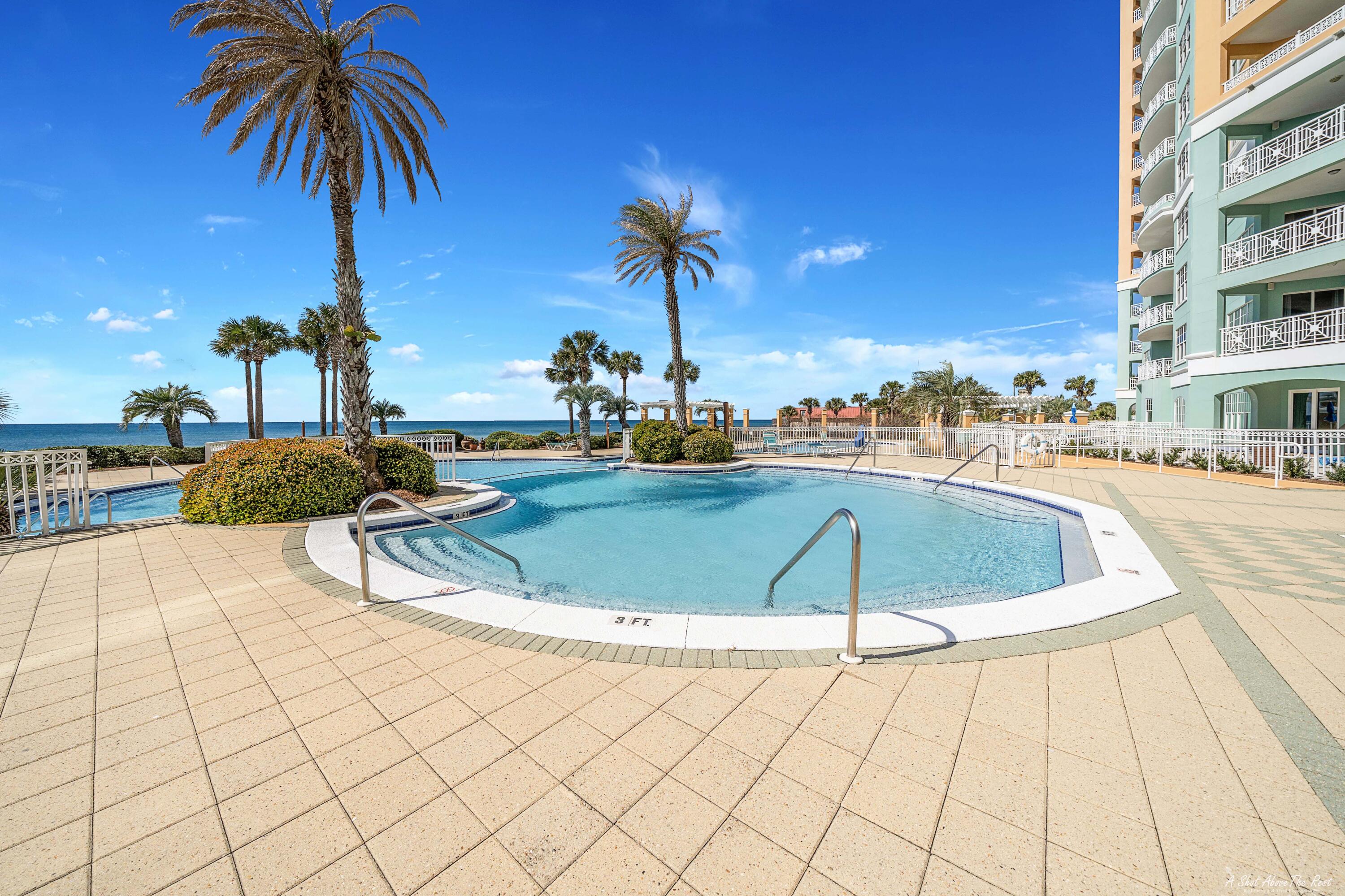 En Soleil - Residential