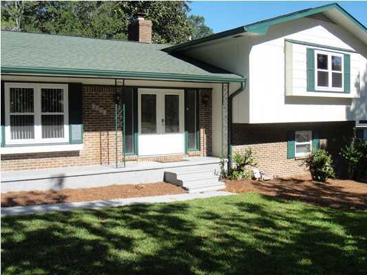 This spacious four bedroom, two bathroom home is located near Rocky Bayou in Niceville, Florida. This two story home features a beautifully updated eat-in kitchen with granite counter tops, wood burning fireplaces in both the living room and den, and a two level deck overlooking the large fenced yard. It also includes a two car garage and a non-warranted washer and dryer set.
This property is pet negotiable with approval and deposit. Call today to schedule a showing appointment, we must give the tenant a 24 hour notice.