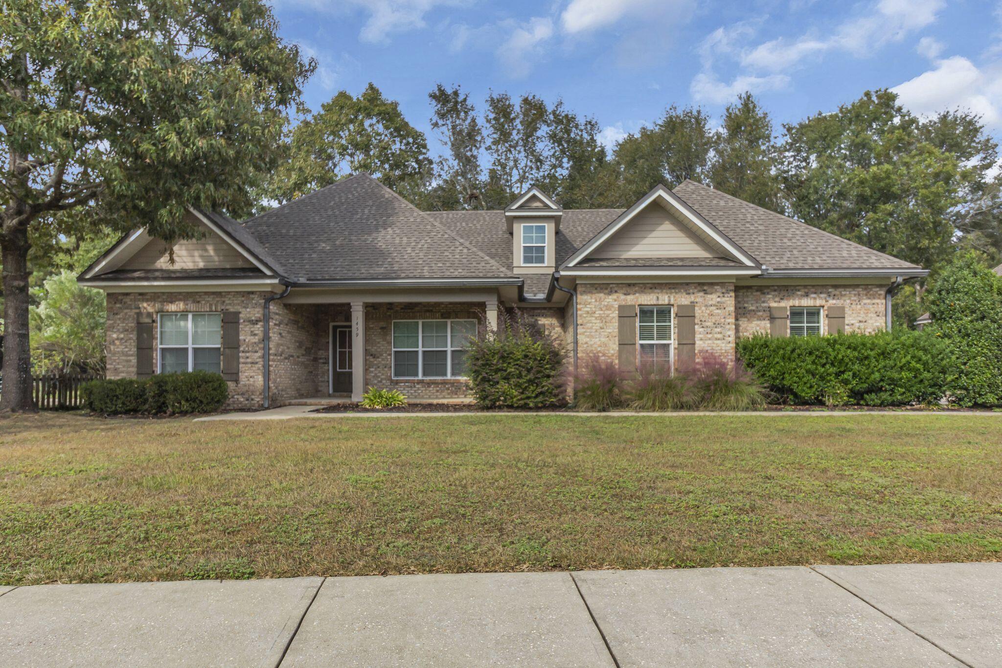 MILL CREEK ESTATES - Residential Lease