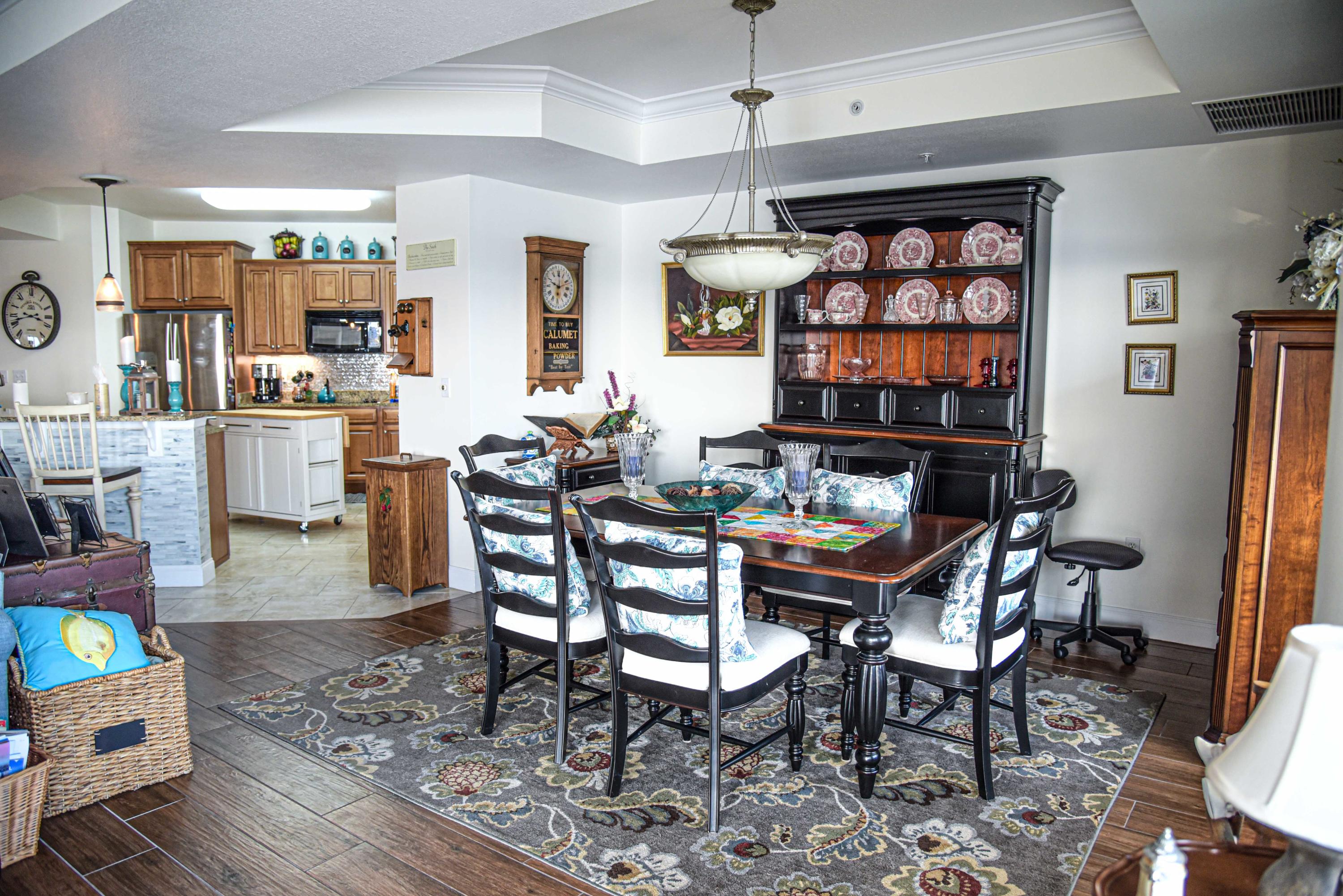 PRESIDIO YACHT CLUB - Residential