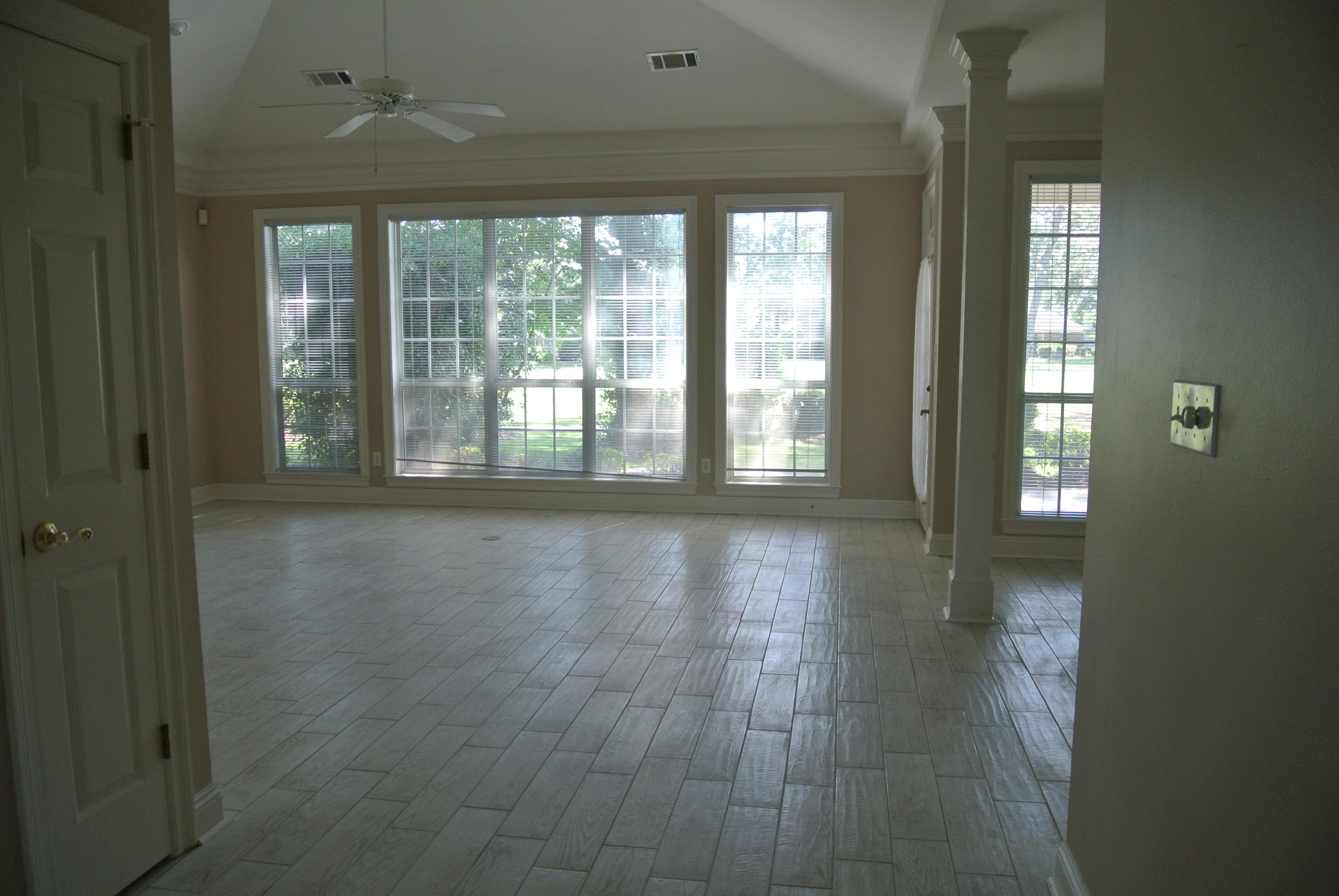 OAKMONT PLACE - Residential Lease