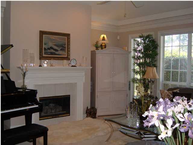 OAKMONT PLACE - Residential Lease