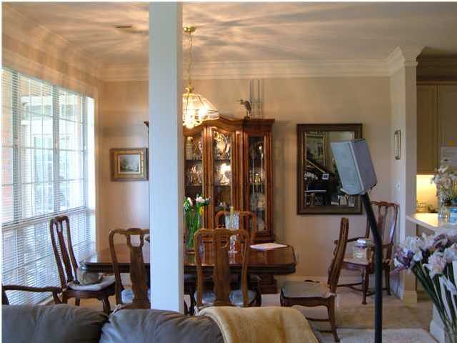 OAKMONT PLACE - Residential Lease