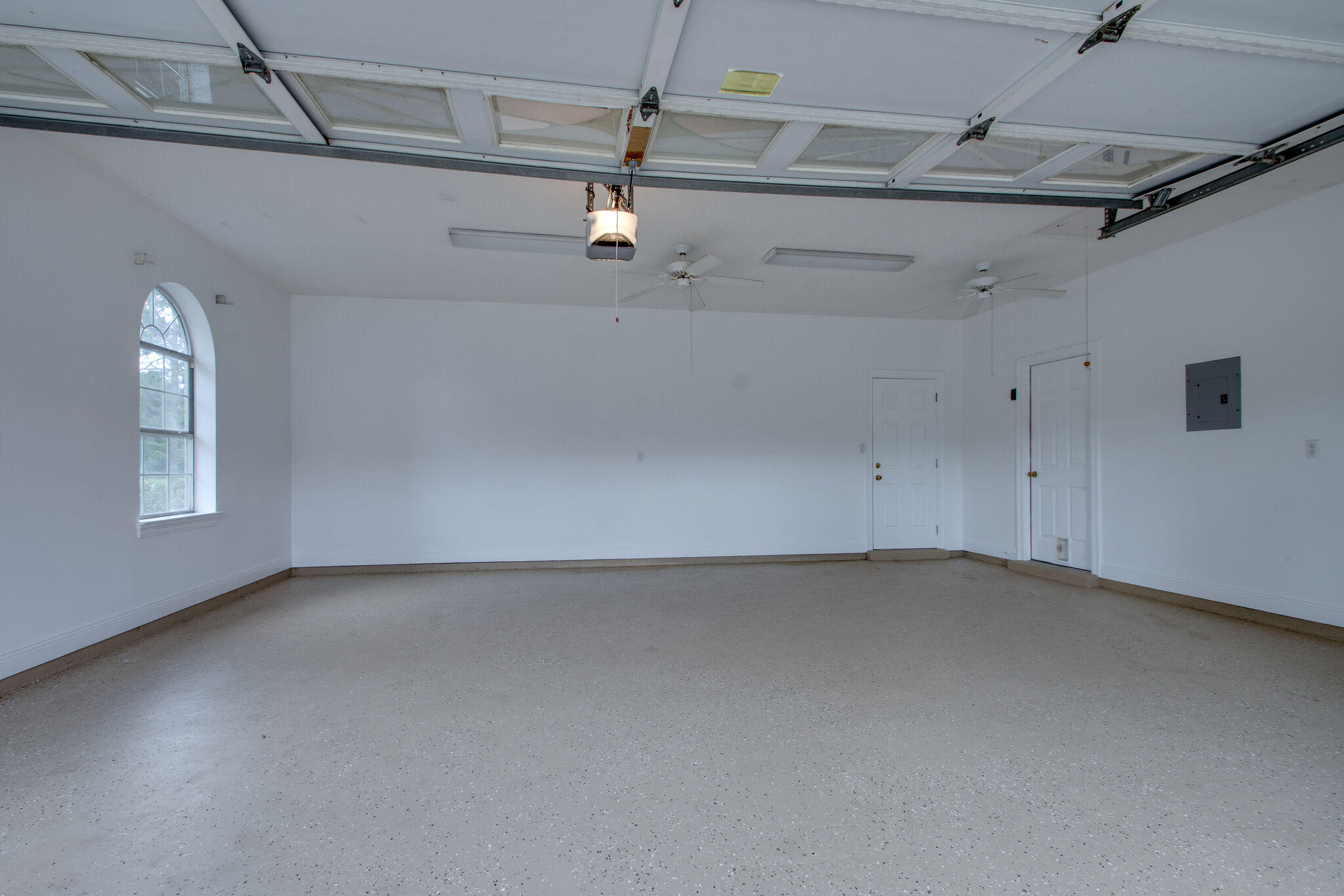EMERALD BAY PH 1-B - Residential