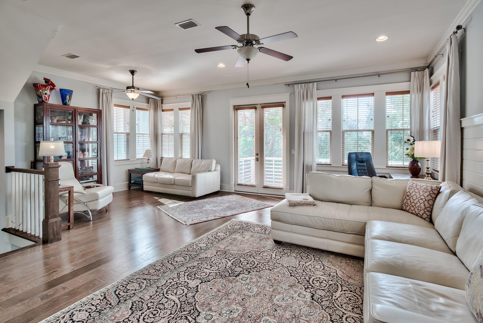 HIGHLAND PARKS - Residential