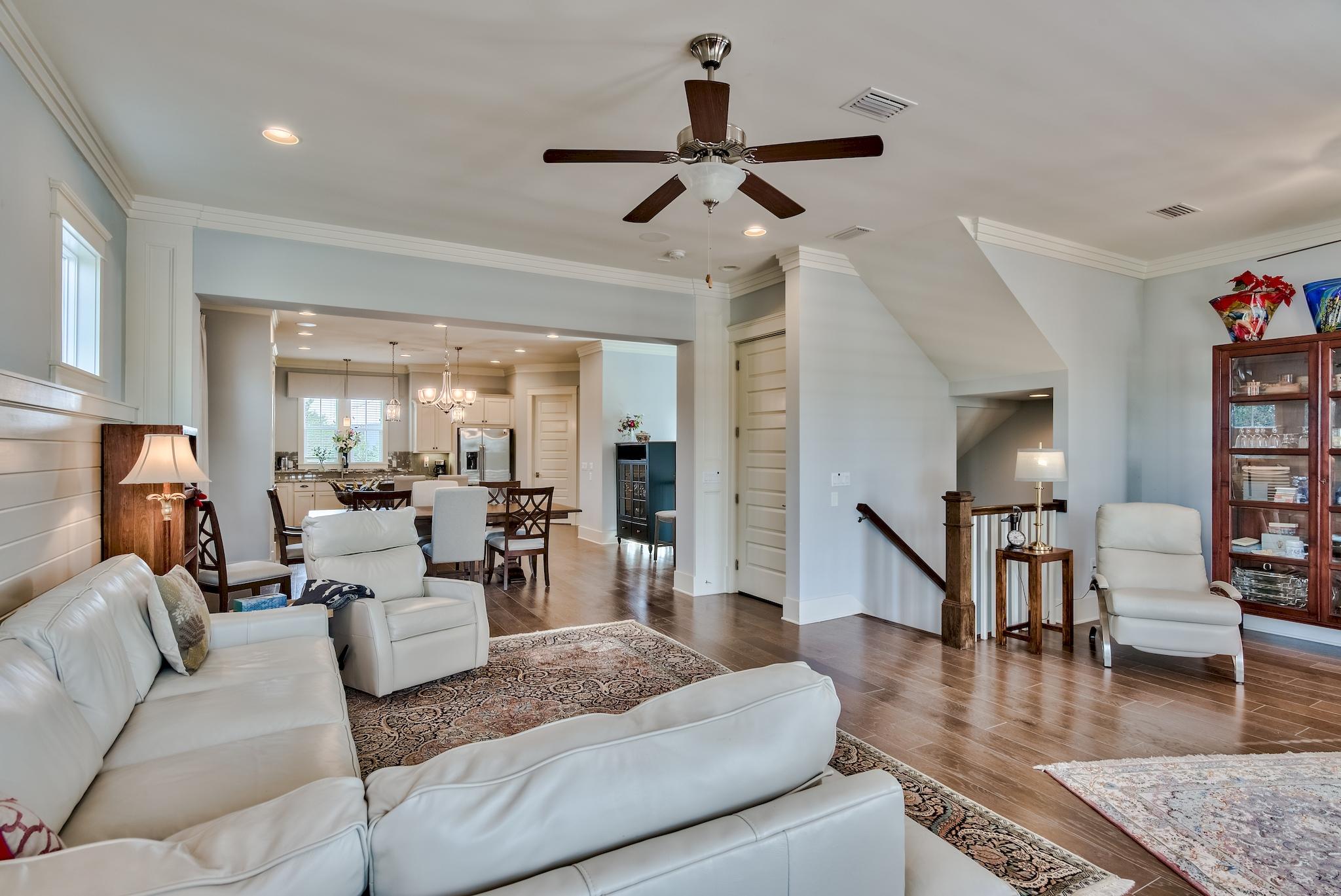 HIGHLAND PARKS - Residential