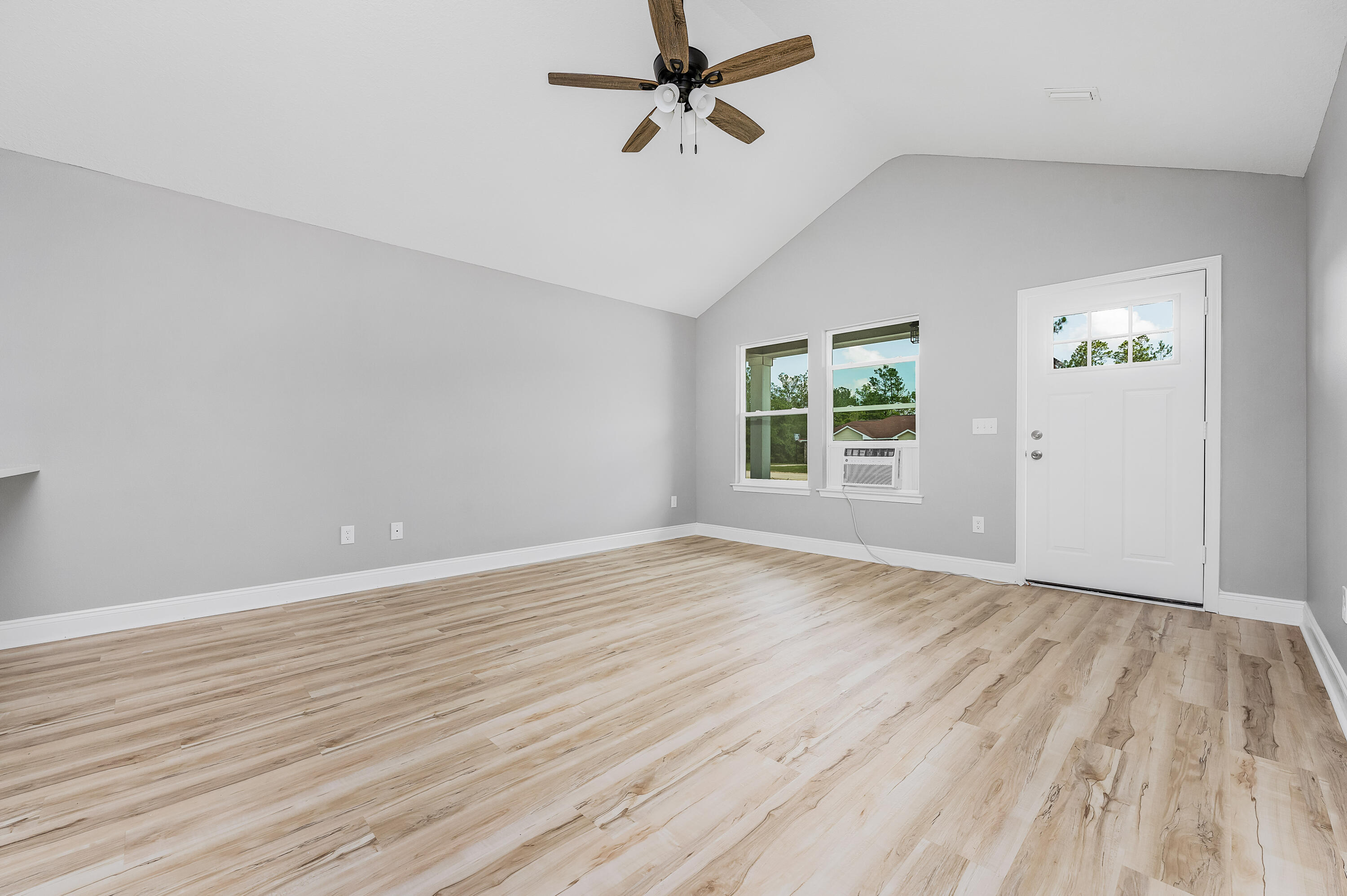 CV PINES/TRIPLE LAKE - Residential