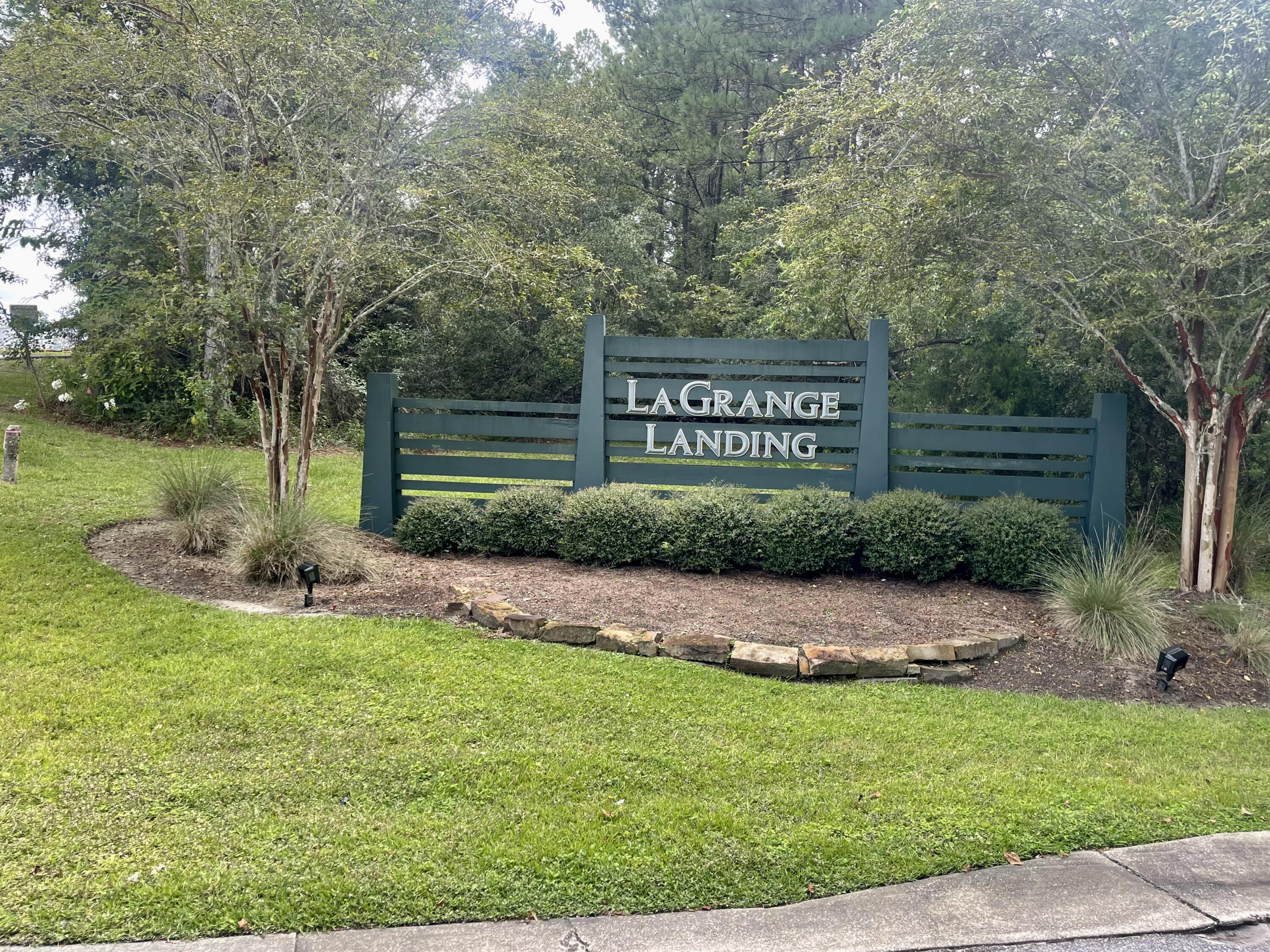 LAGRANGE LANDING - Land