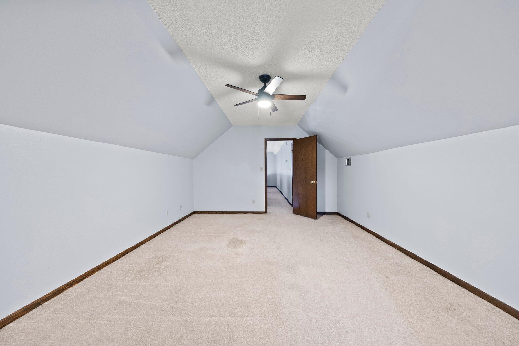 RAINTREE ESTATES - Residential Lease