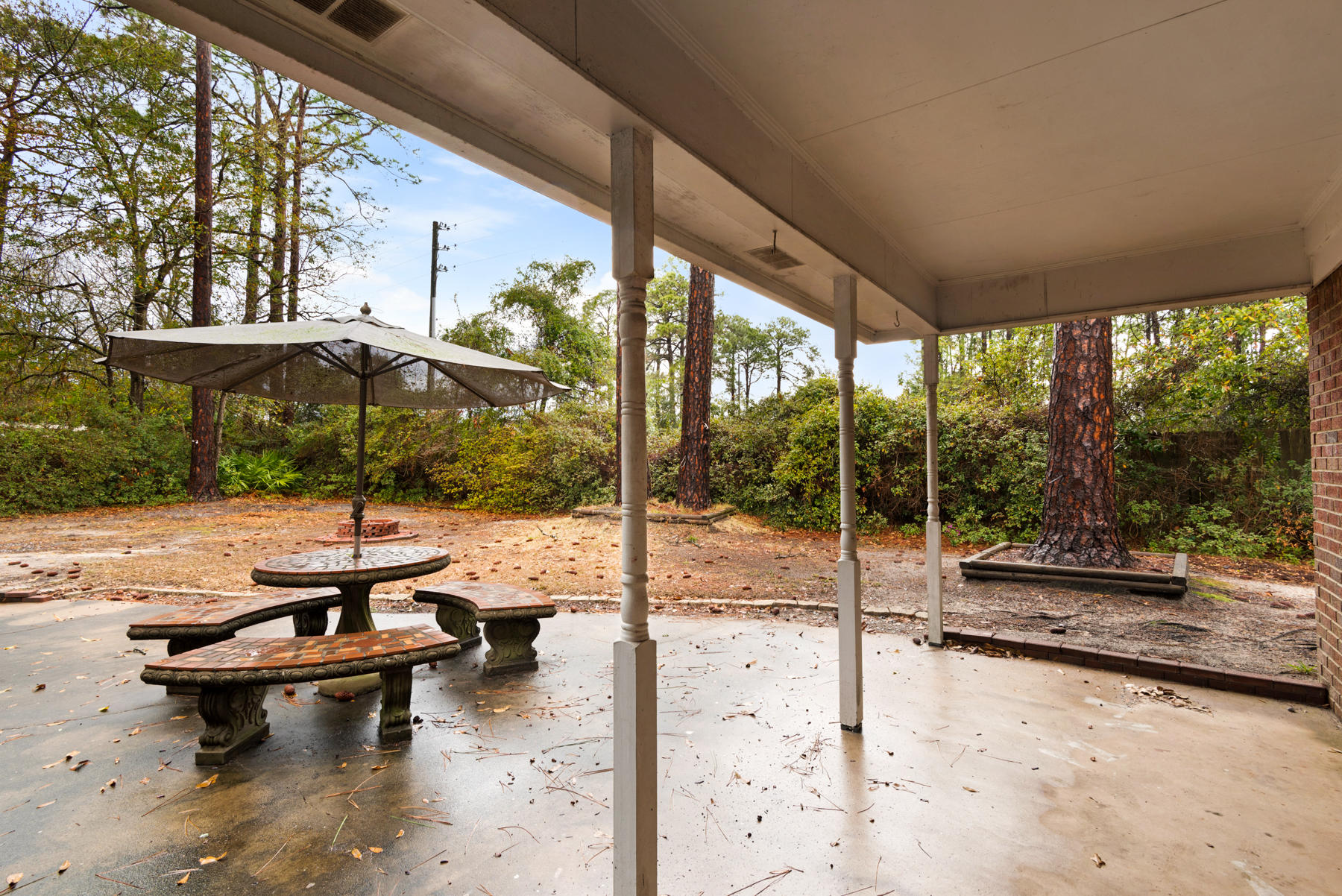 PALM ESTATES UNIT 2 - Residential Lease