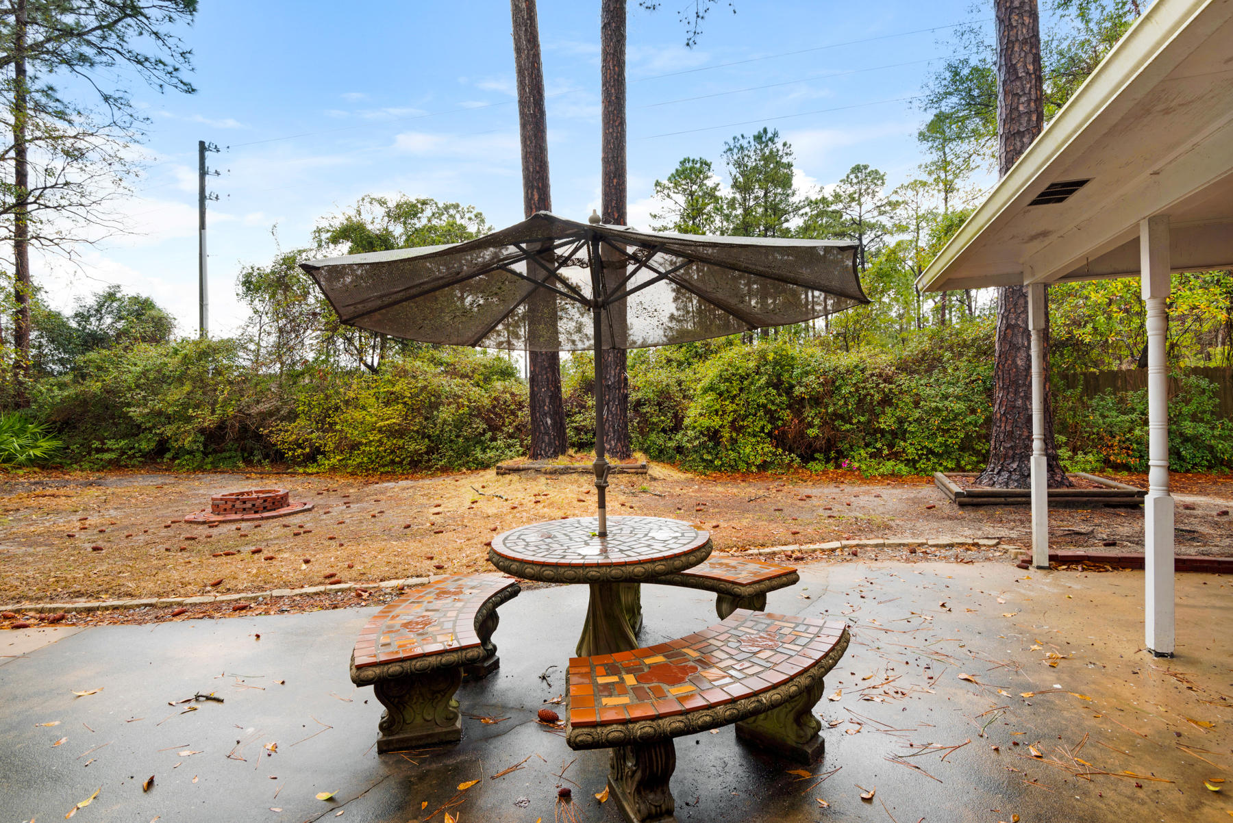 PALM ESTATES UNIT 2 - Residential Lease