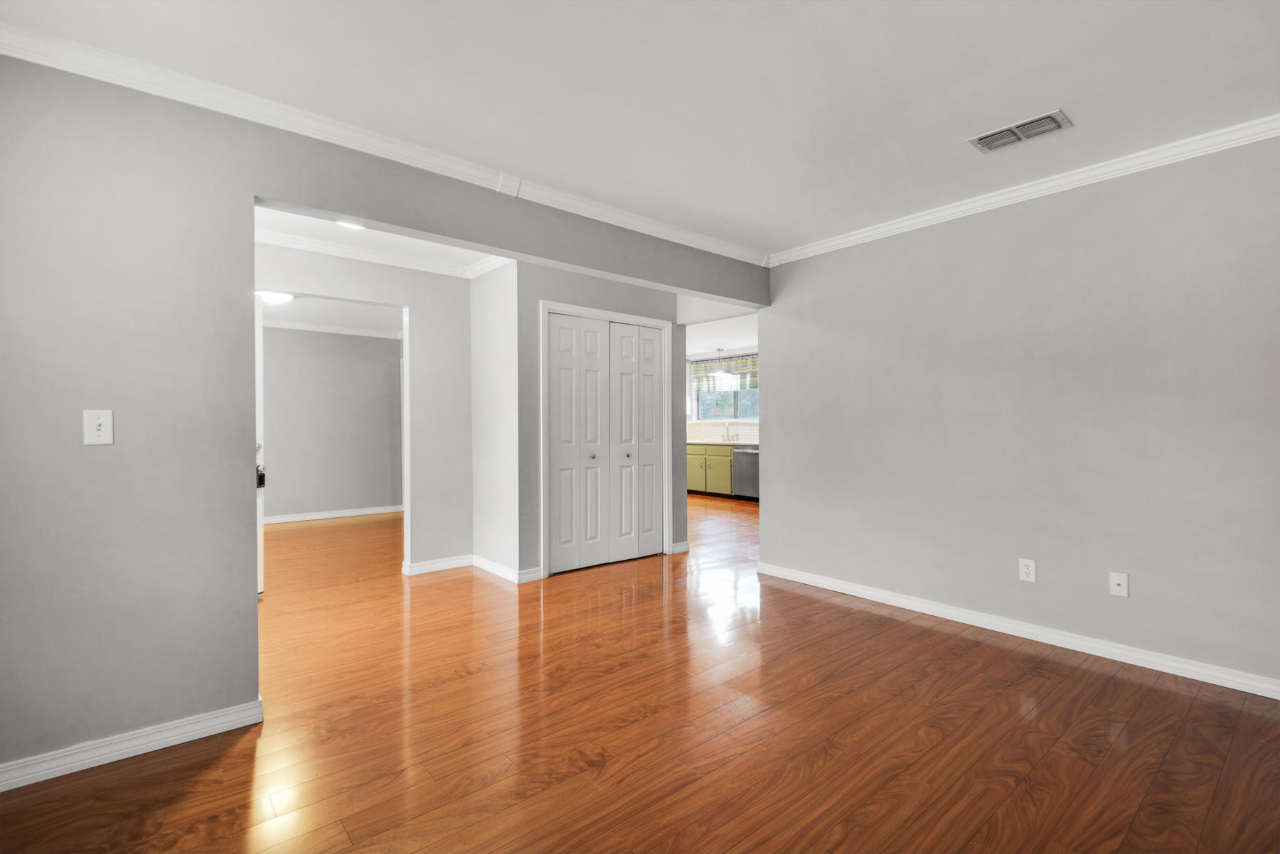 PALM ESTATES UNIT 2 - Residential Lease