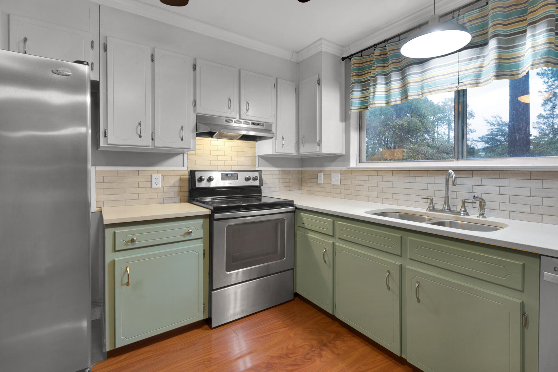 PALM ESTATES UNIT 2 - Residential Lease