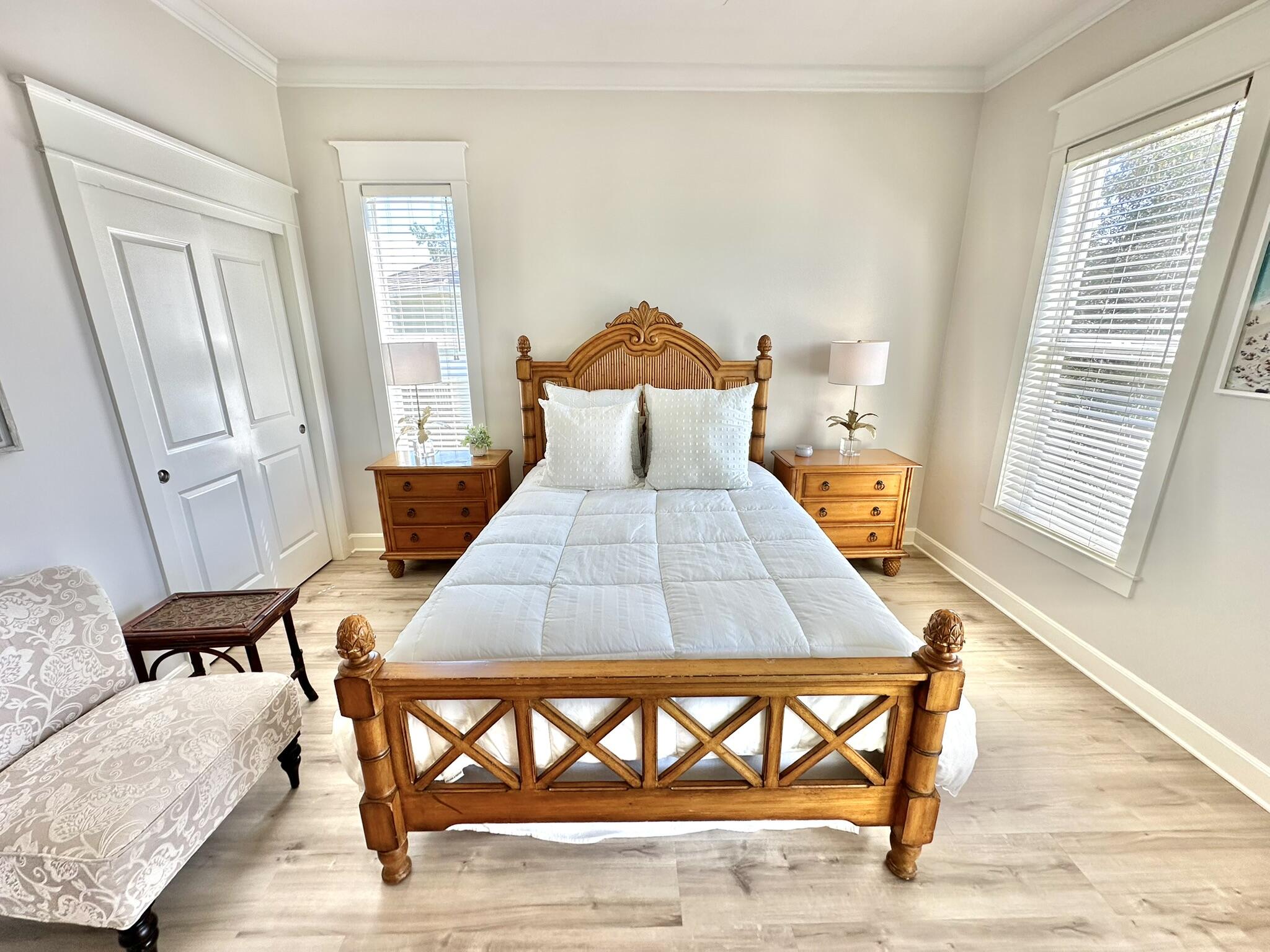 PINE RIDGE VILLAS - Residential