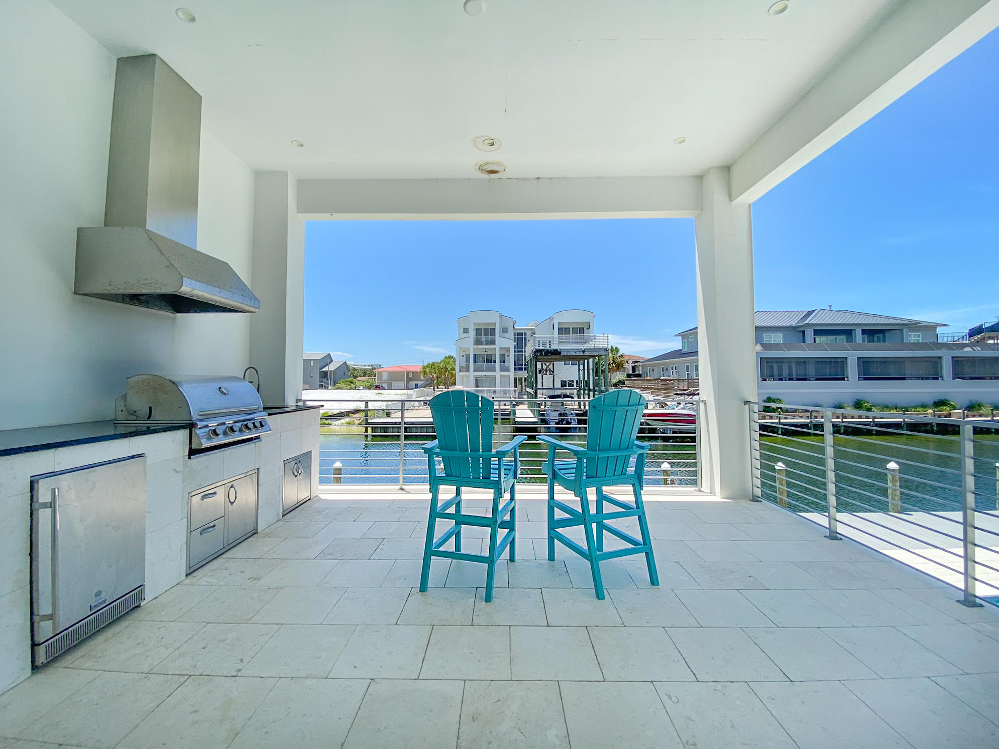 HOLIDAY ISLE - Residential