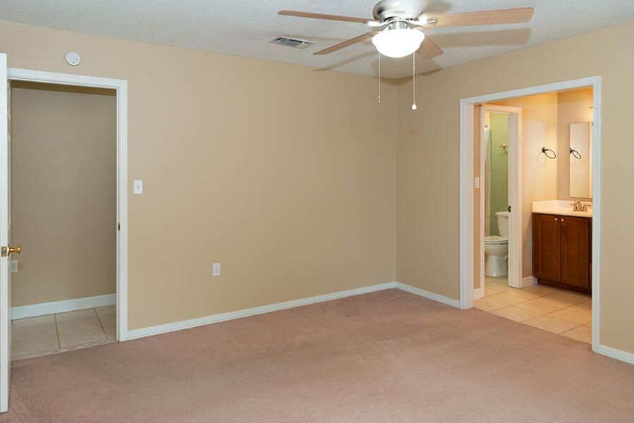 MARY ESTHER MANOR - Residential Lease