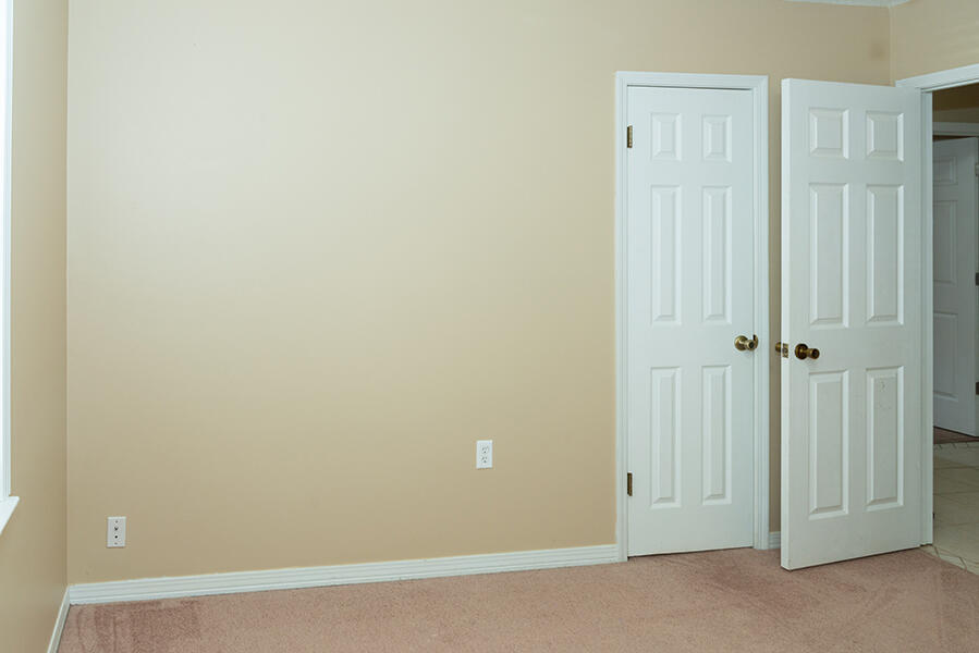 MARY ESTHER MANOR - Residential Lease