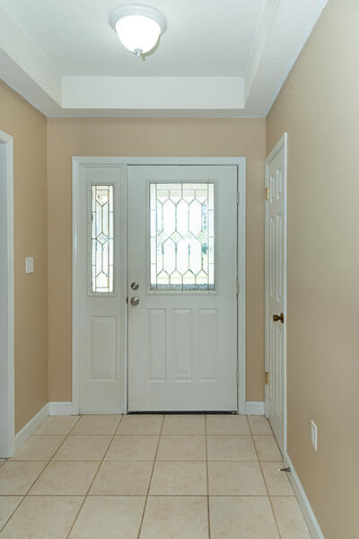MARY ESTHER MANOR - Residential Lease