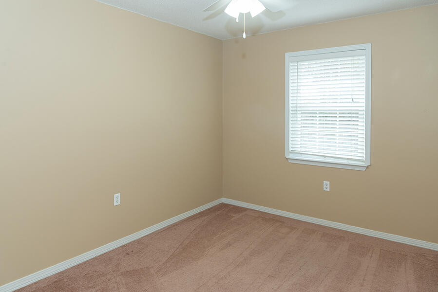 MARY ESTHER MANOR - Residential Lease