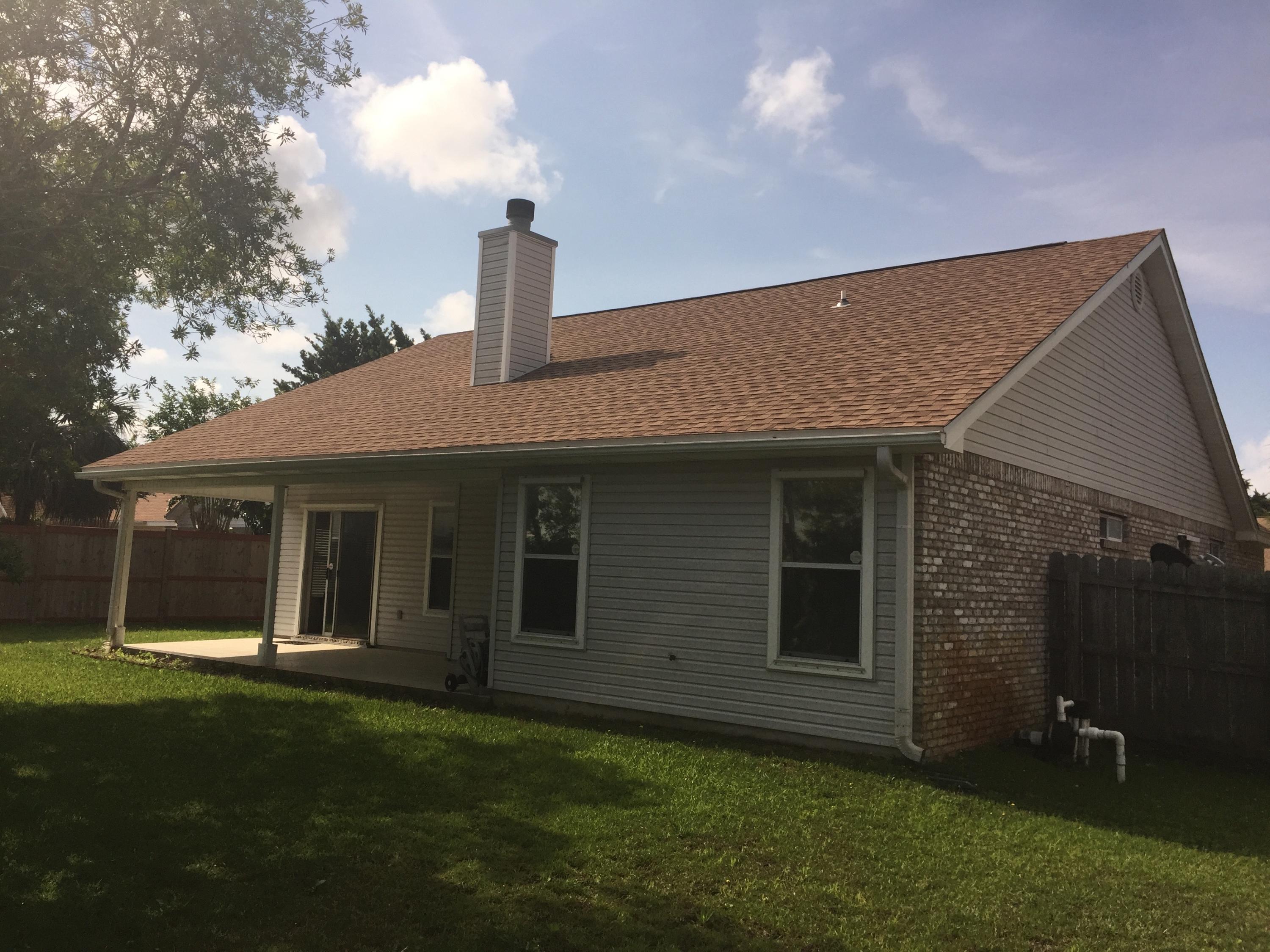 HARBOR BREEZE - Residential Lease