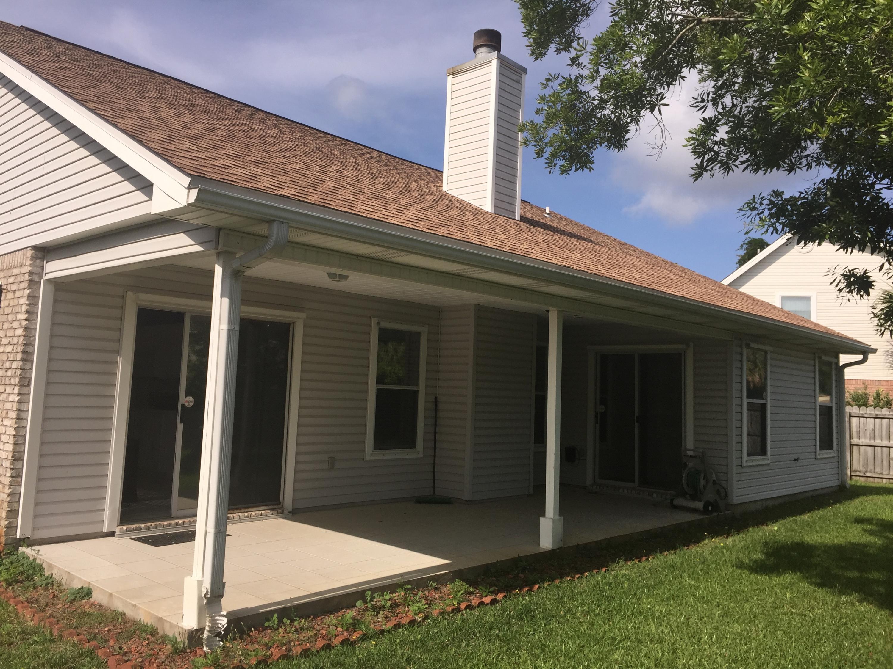 HARBOR BREEZE - Residential Lease