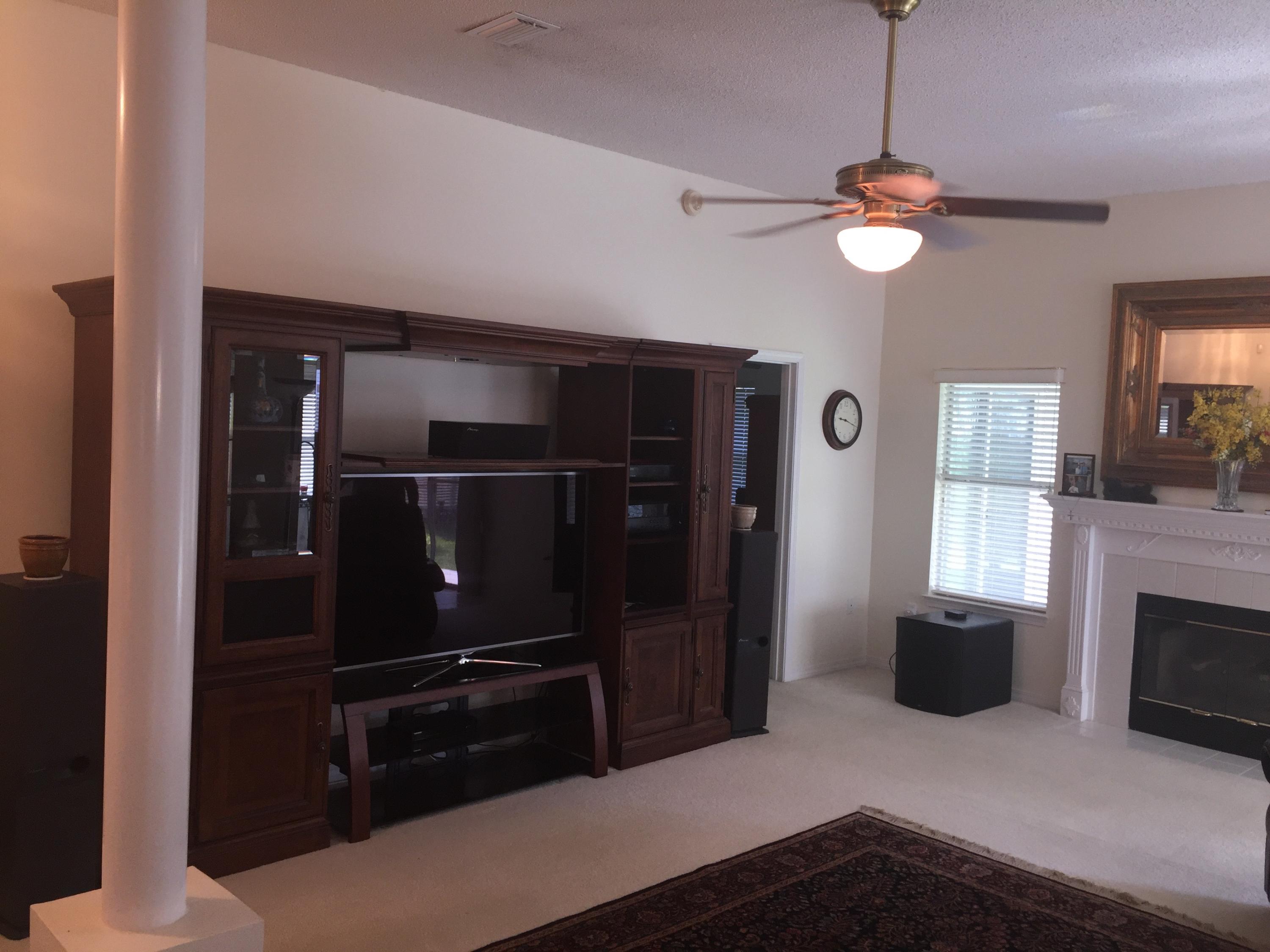 HARBOR BREEZE - Residential Lease