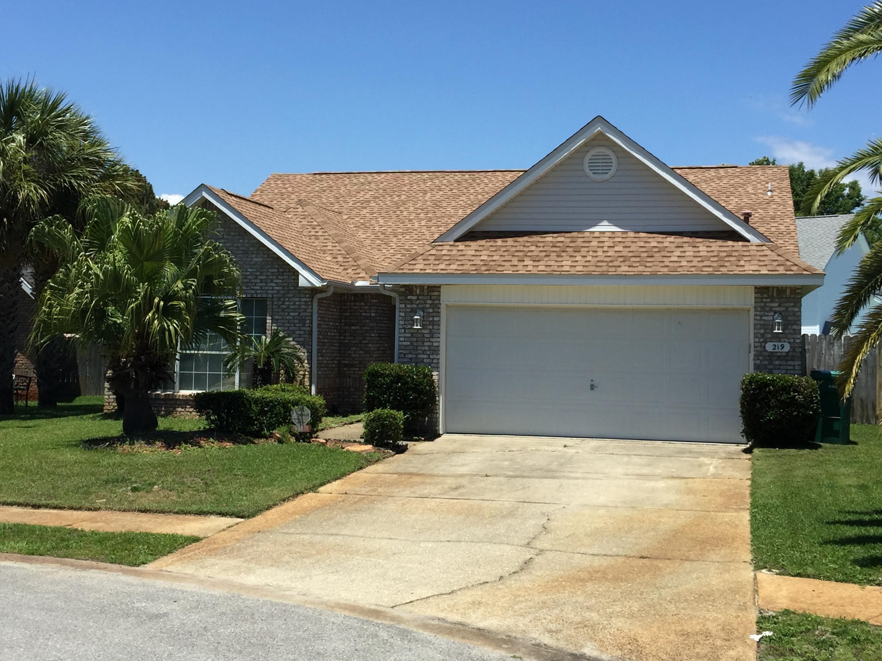 HARBOR BREEZE - Residential Lease