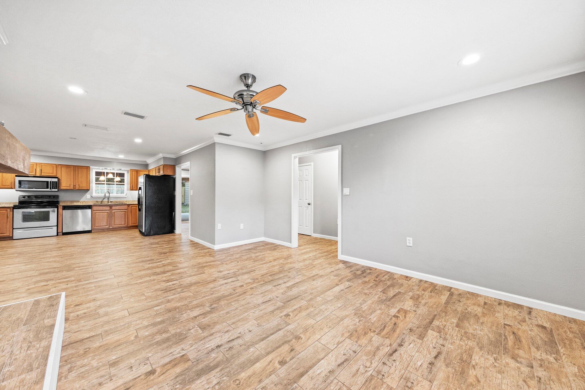 VILLA JEAN ESTATES - Residential Lease