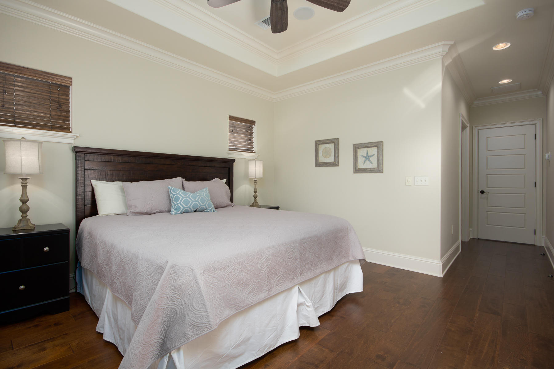 VILLA LAGO - Residential Lease