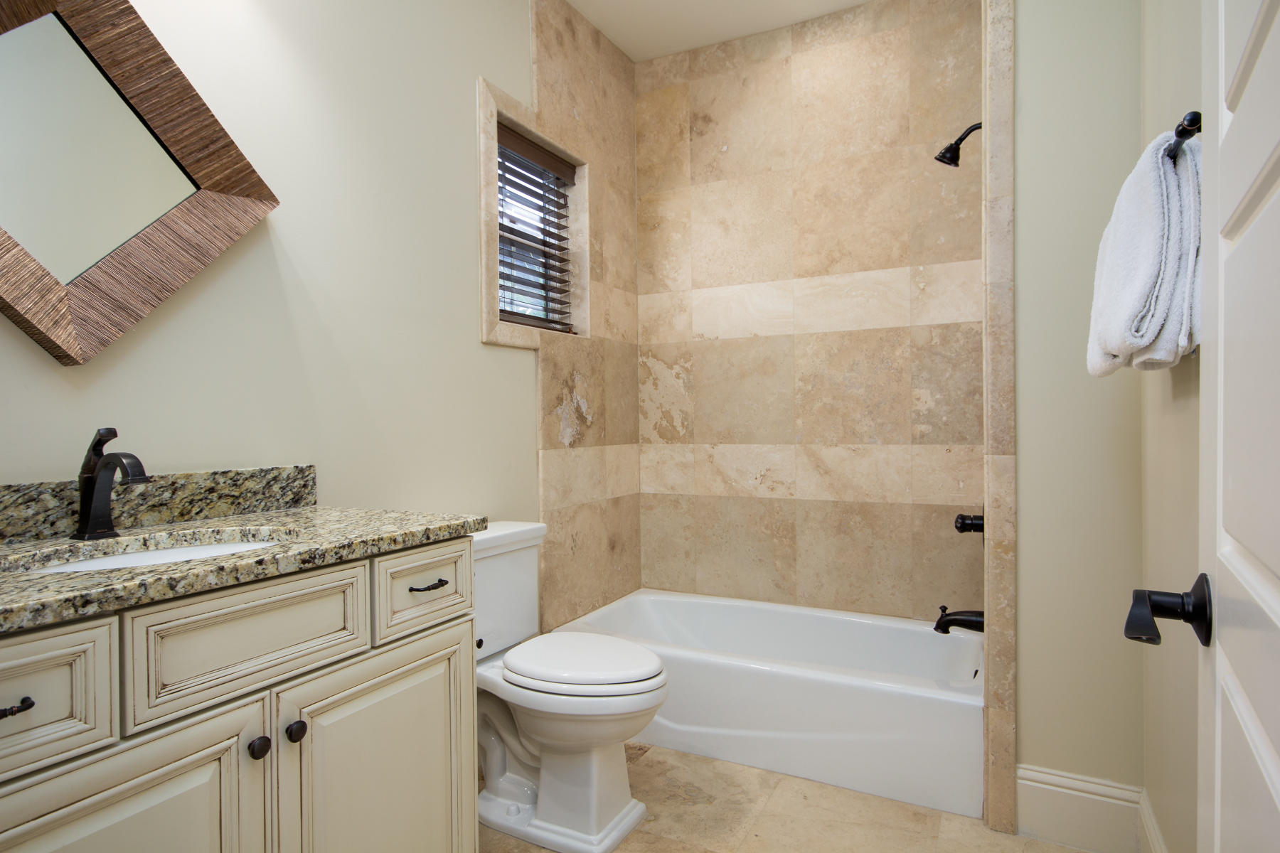 VILLA LAGO - Residential Lease