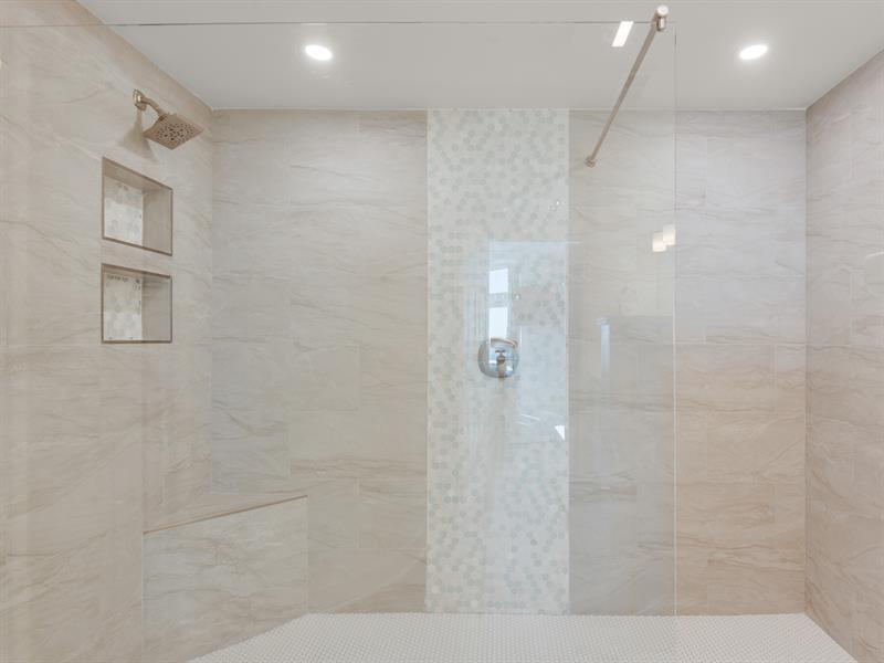 JADE EAST TOWERS CONDO - Residential