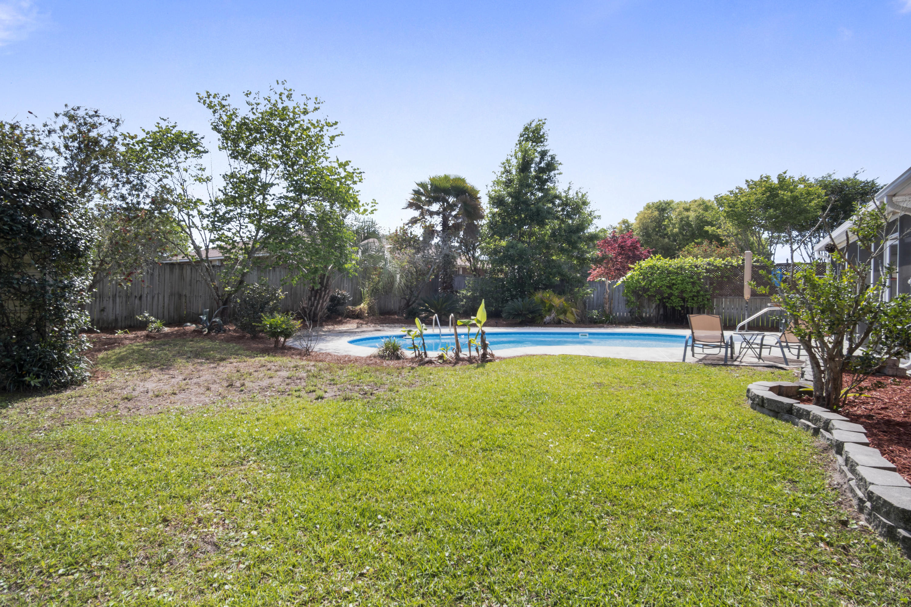 SHADOW OAK S/D - Residential