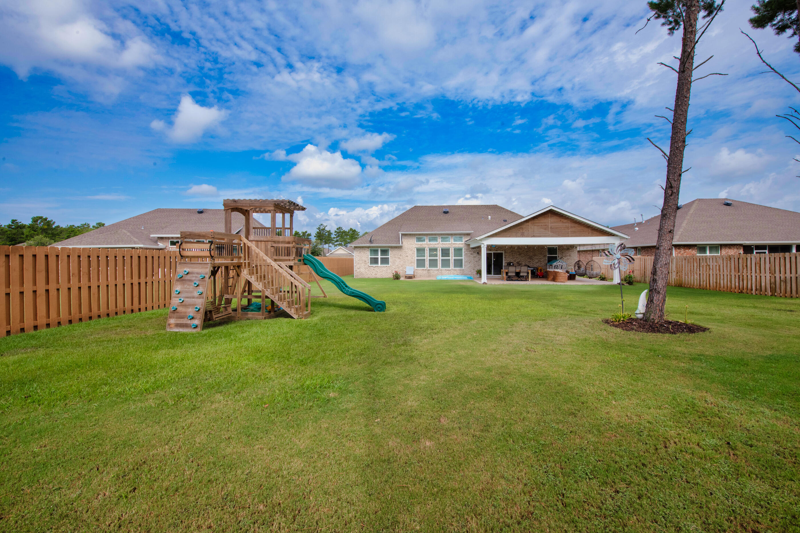 HAMMOCK BAY - Residential