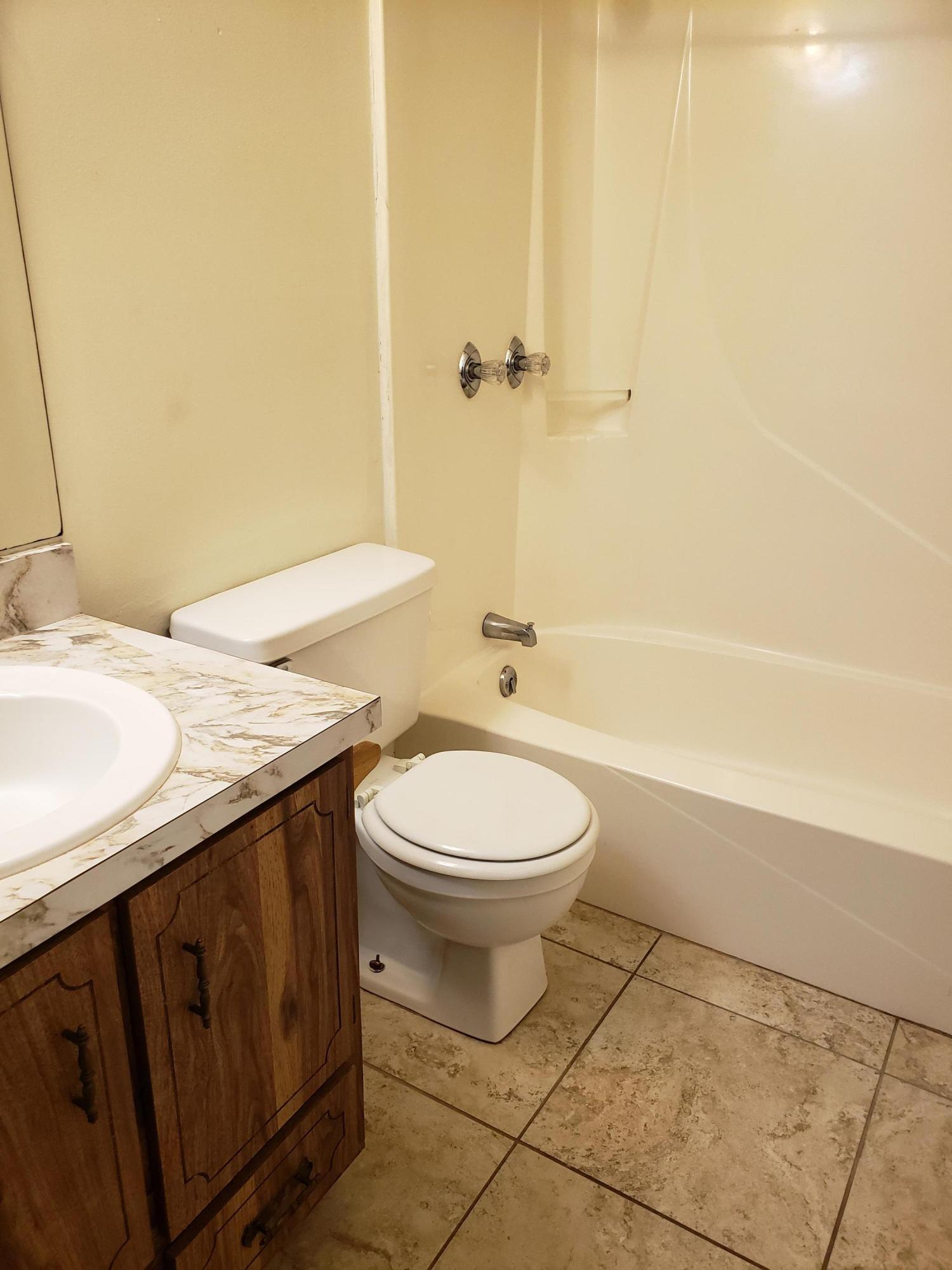 PINE MEADOWS 2ND ADDN - Residential Lease