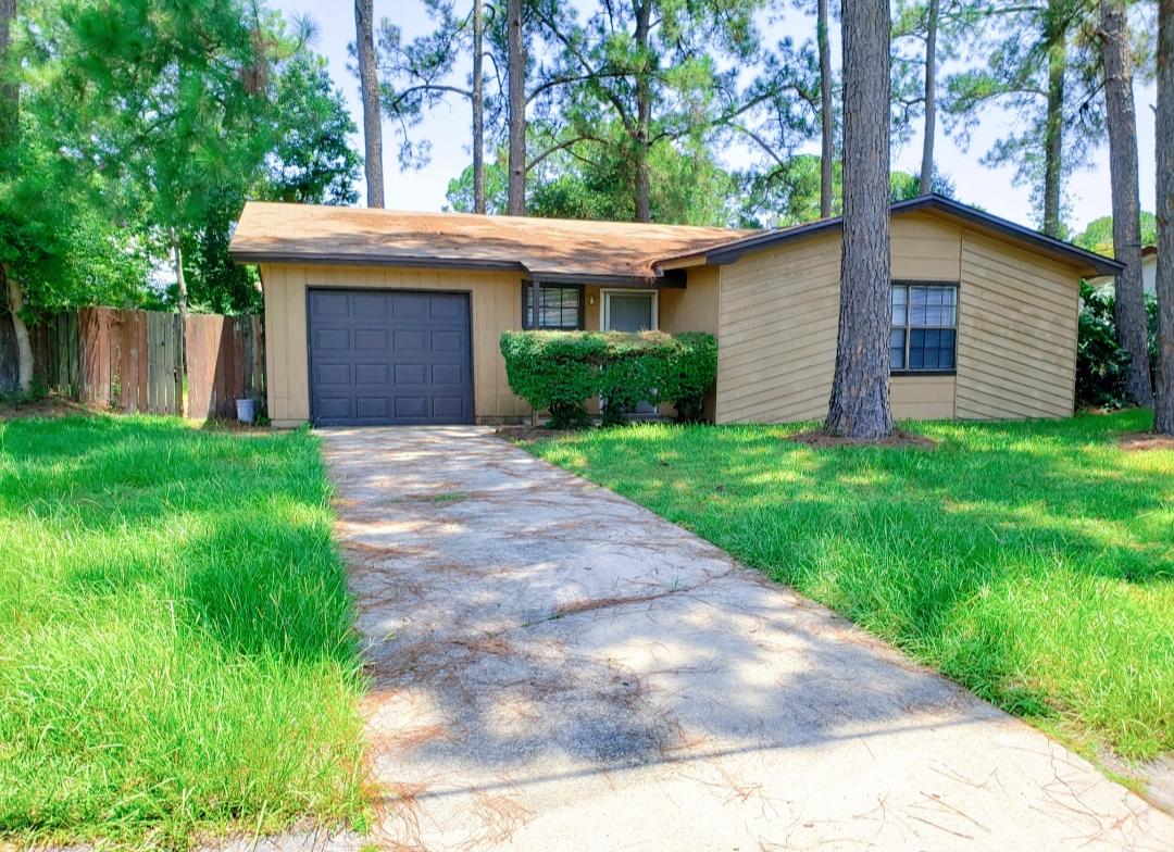 PINE MEADOWS 2ND ADDN - Residential Lease