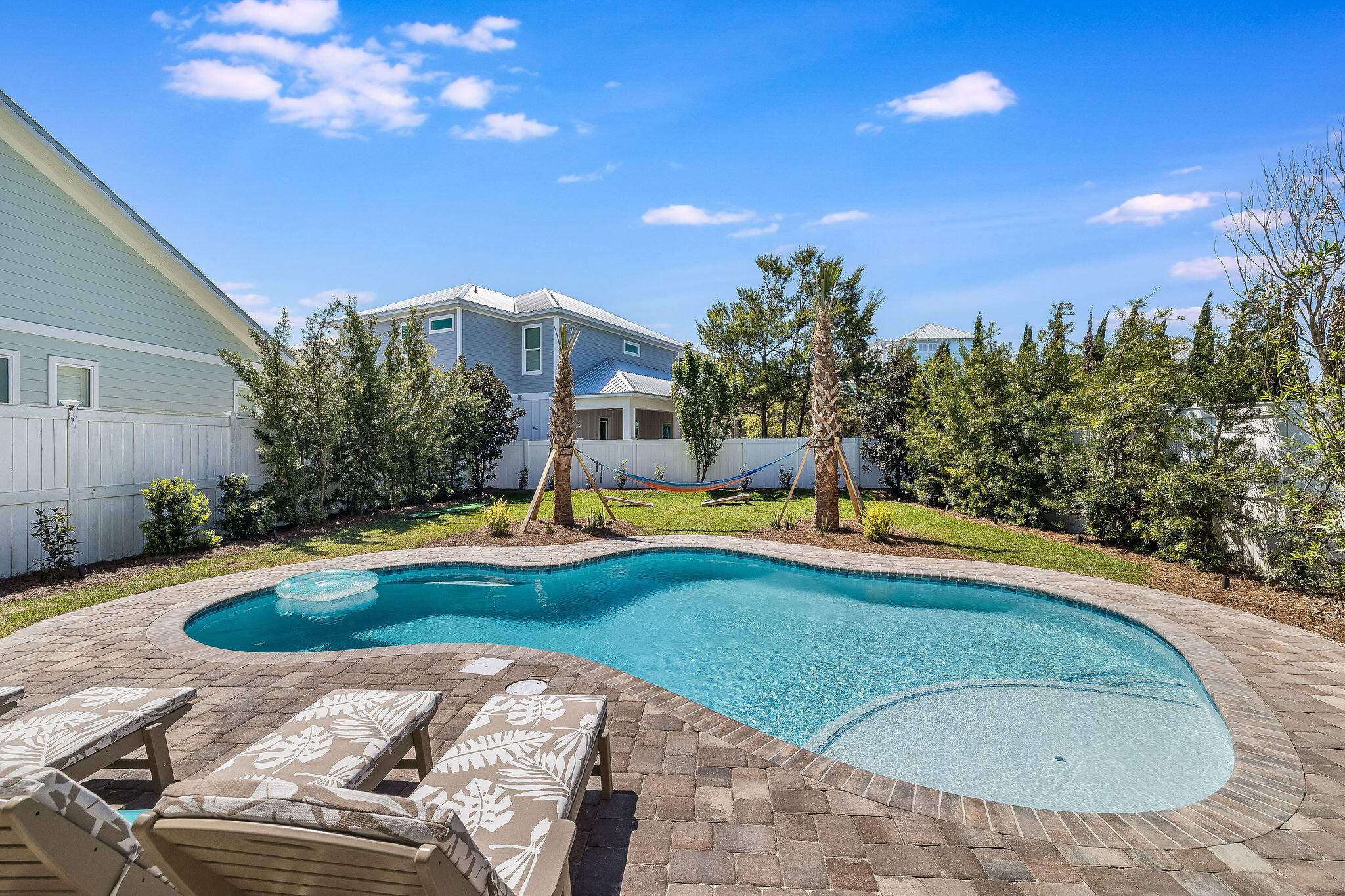FRANGISTA BEACH - Residential