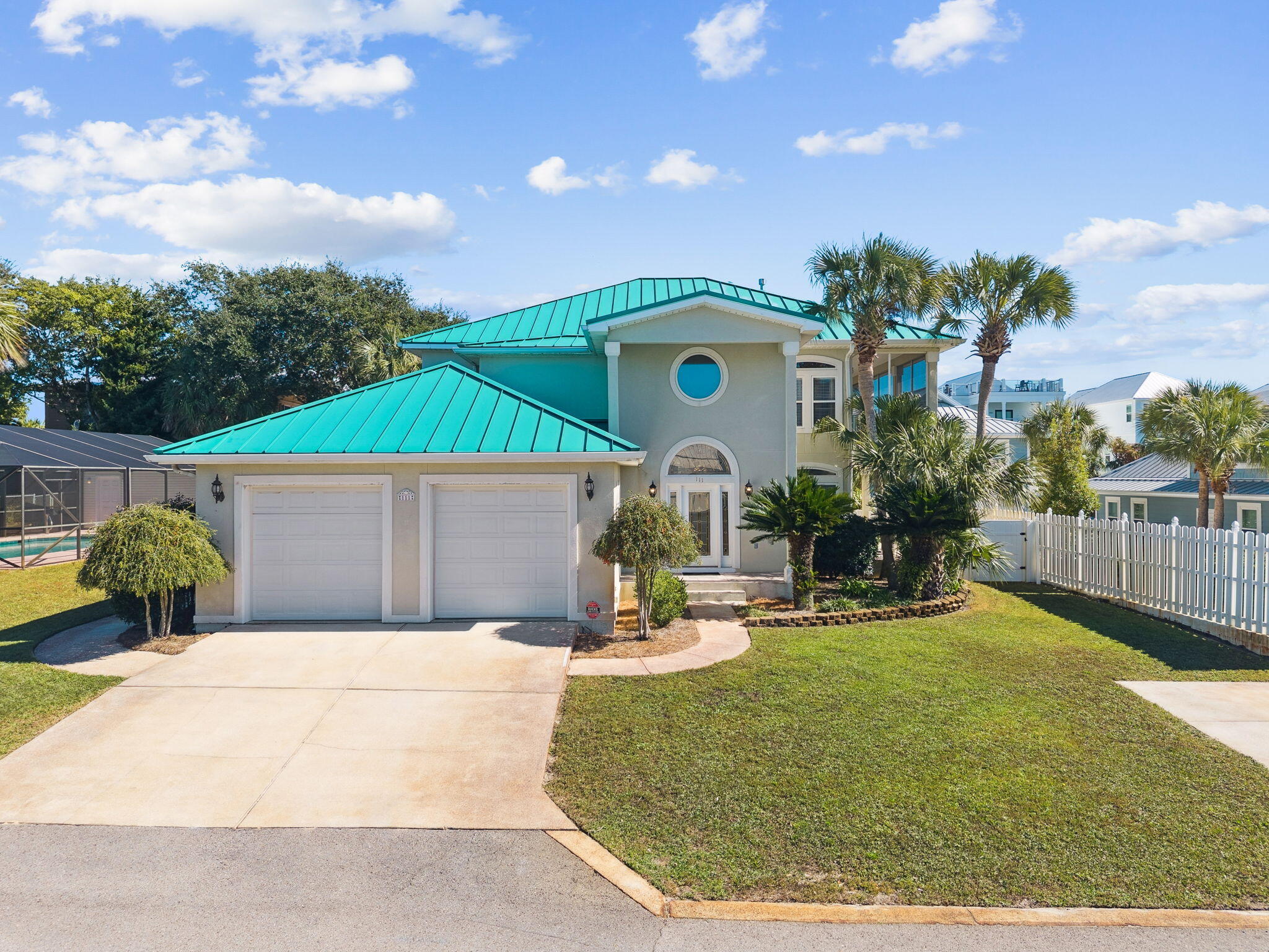 SNOW DRIFT BEACH - Residential