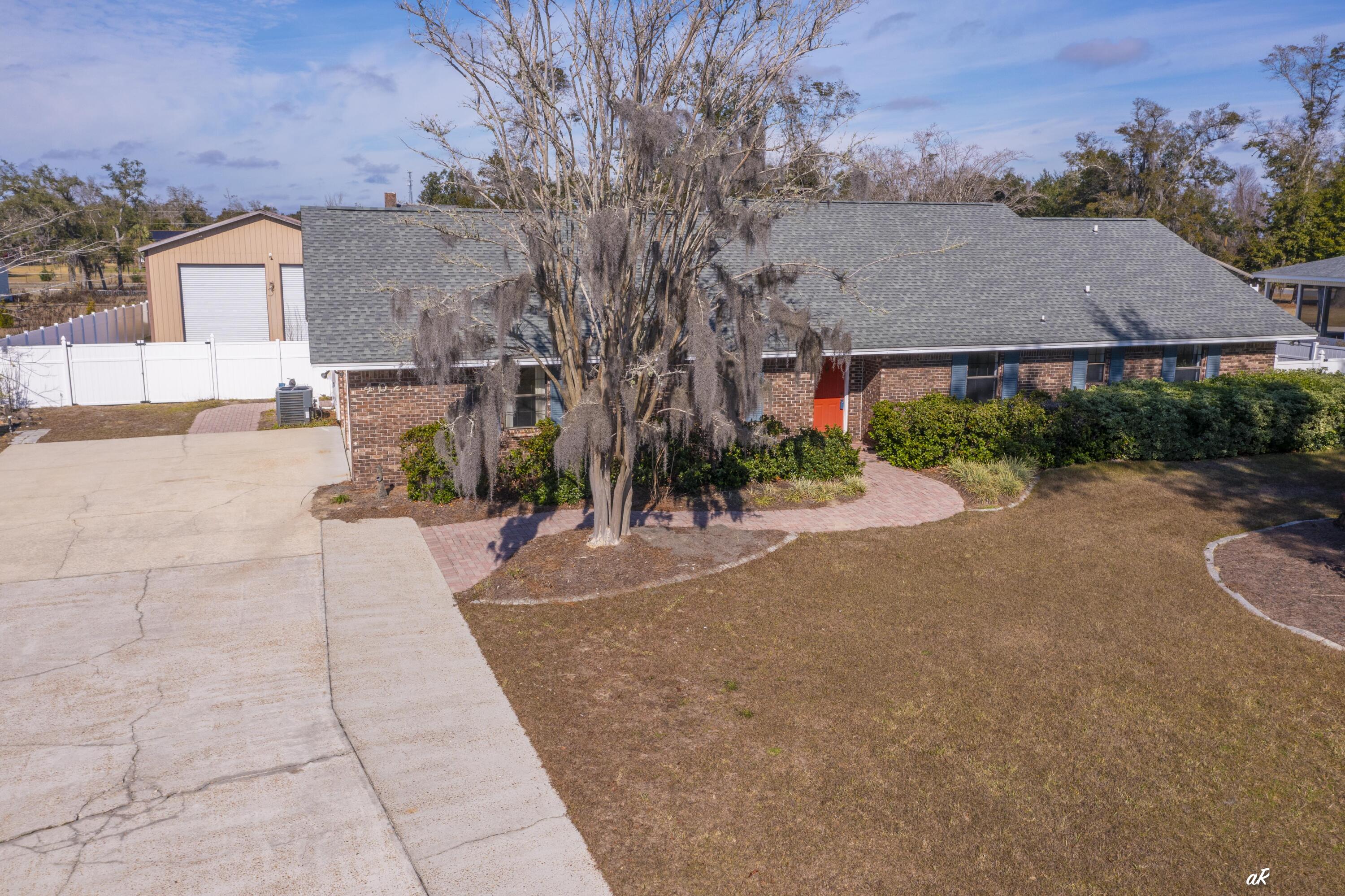 Deerpoint Lake Heights - Residential