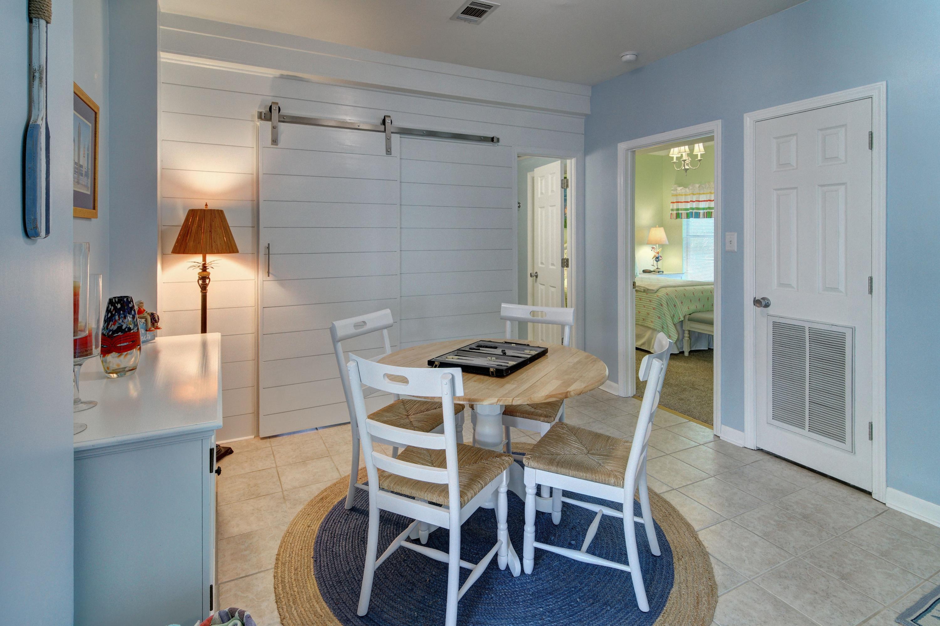 EASTERN LAKE ESTATES - Residential
