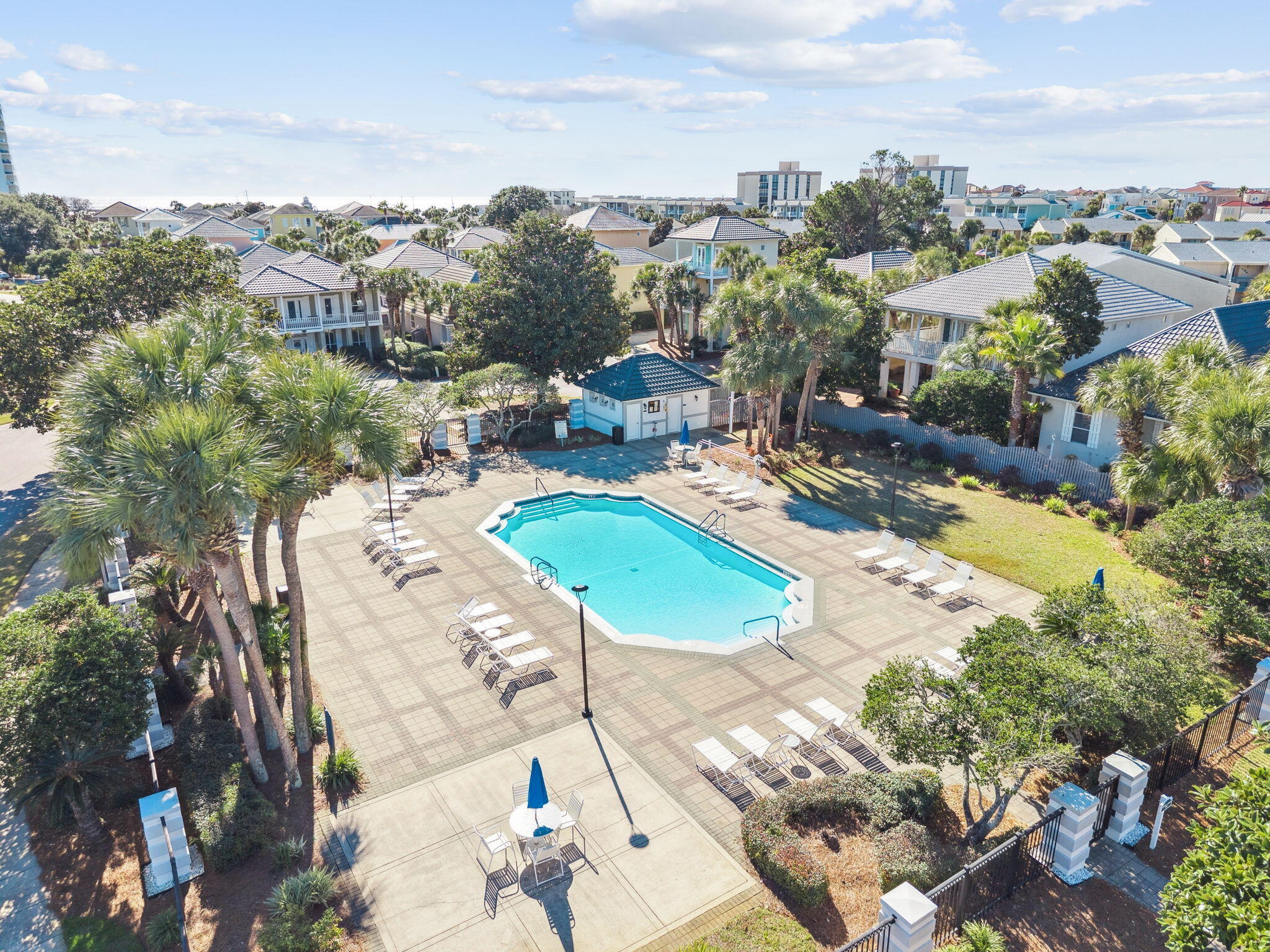 EMERALD SHORES OF SOUTH WALTON - Residential