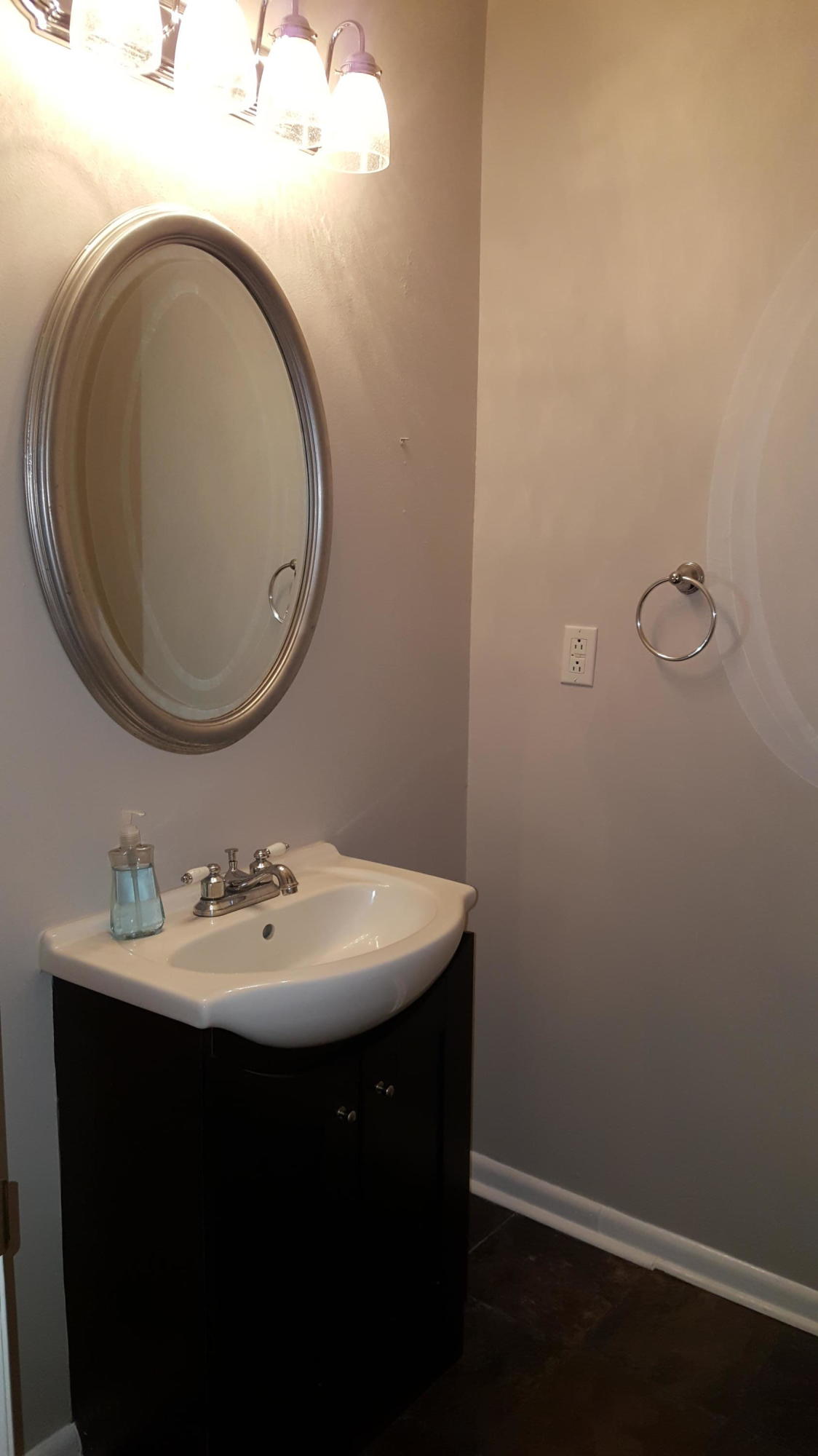 COLONIAL WOODS T/H - Residential