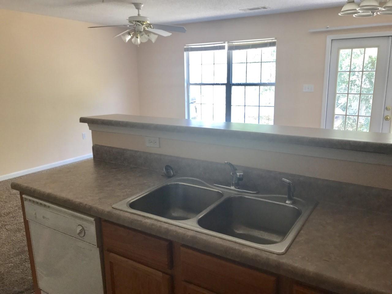 ROLLING PINES - Residential Lease