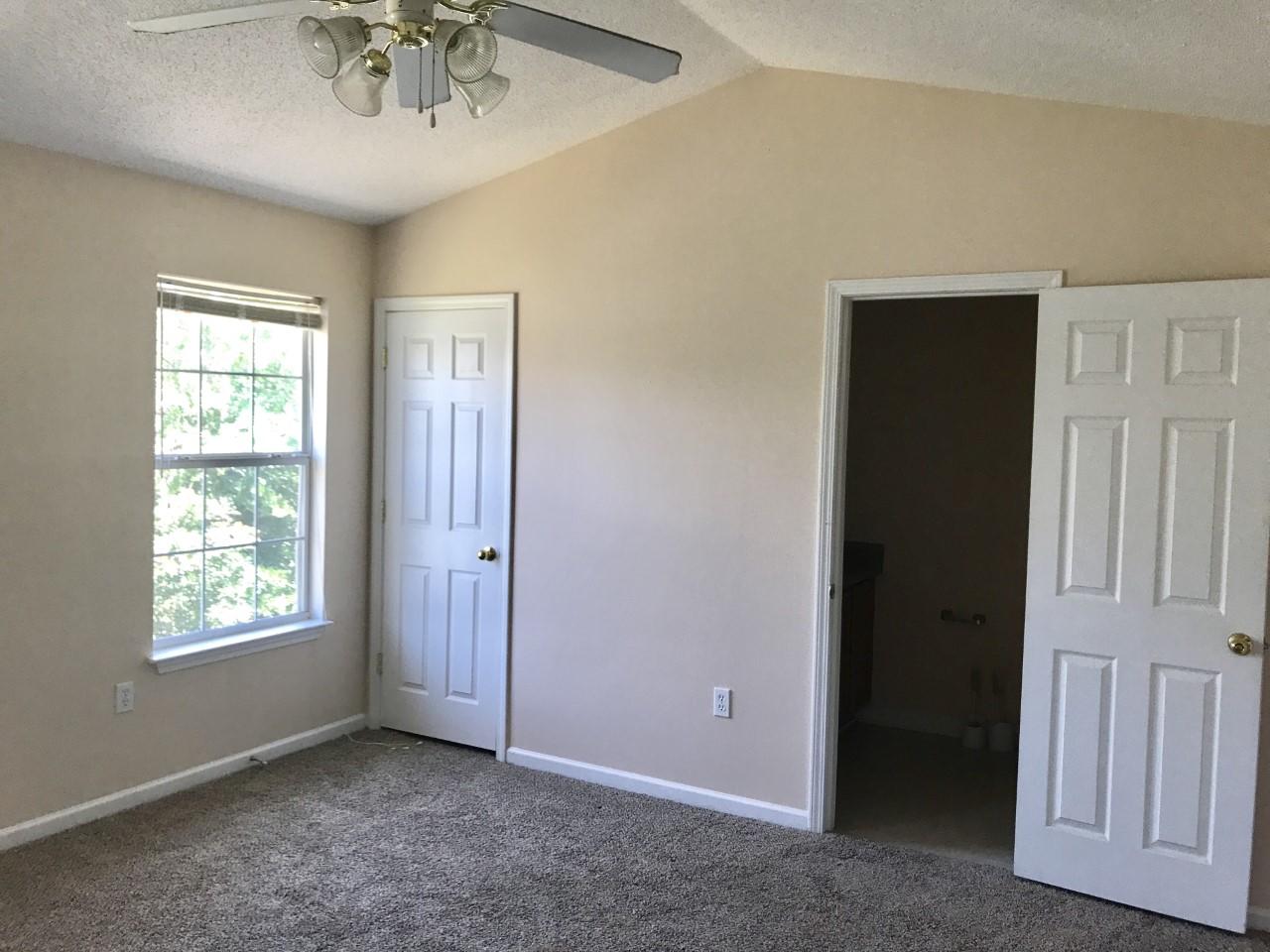 ROLLING PINES - Residential Lease