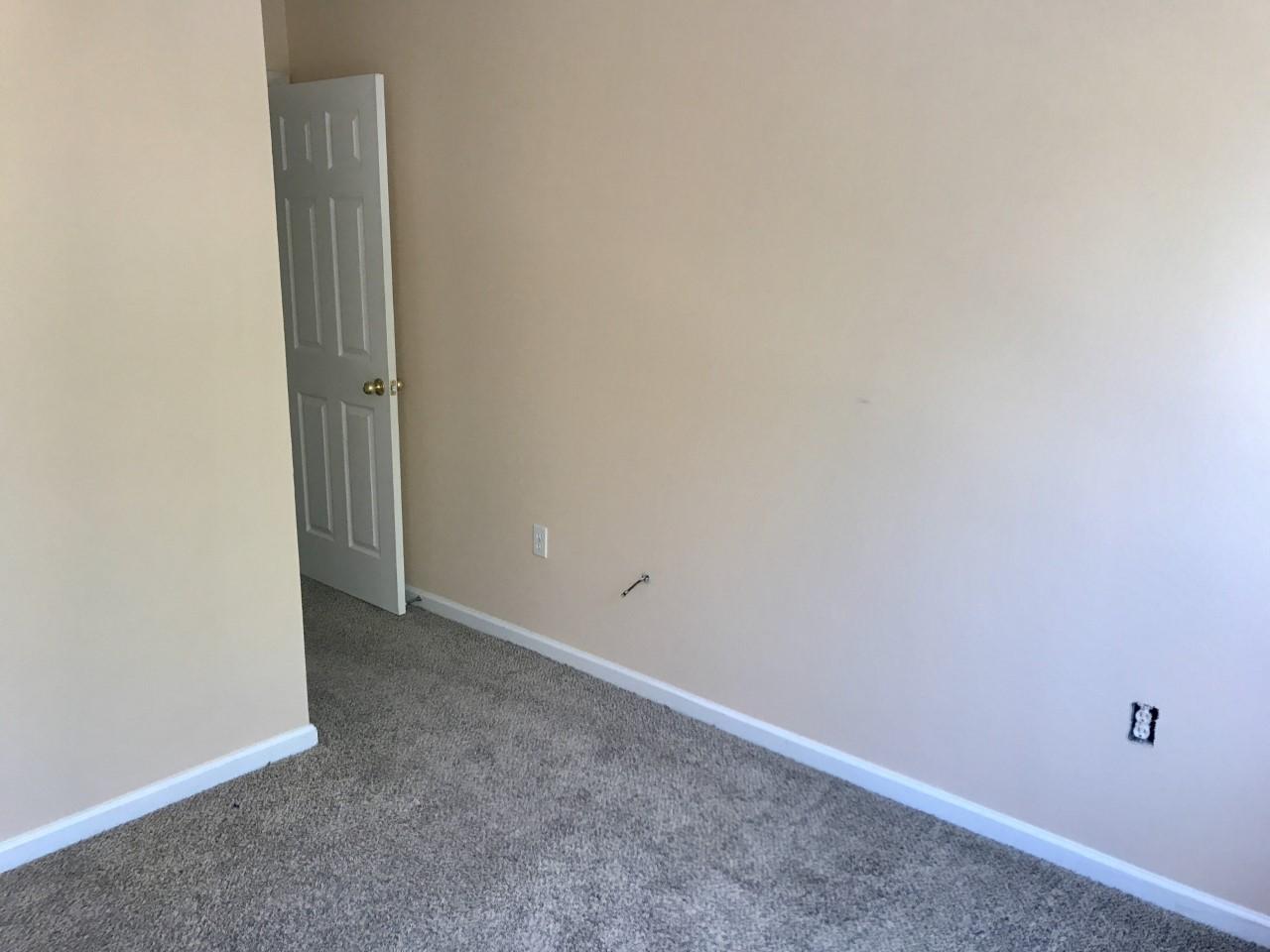 ROLLING PINES - Residential Lease