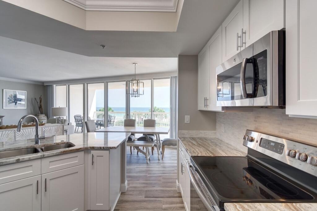 ST. MAARTEN AT SILVER SHELLS - Residential