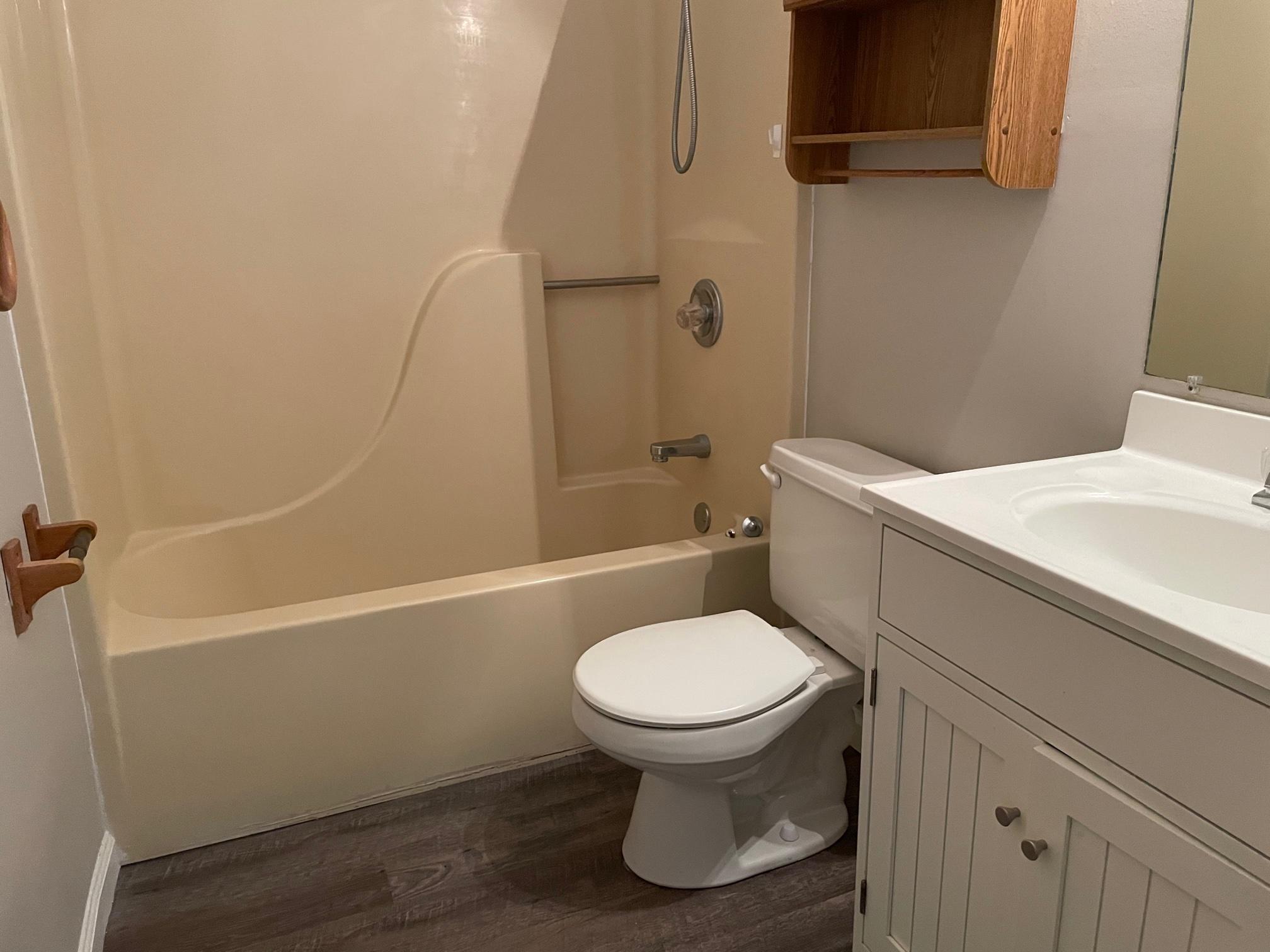 CIMARRON ESTATES - Residential Lease