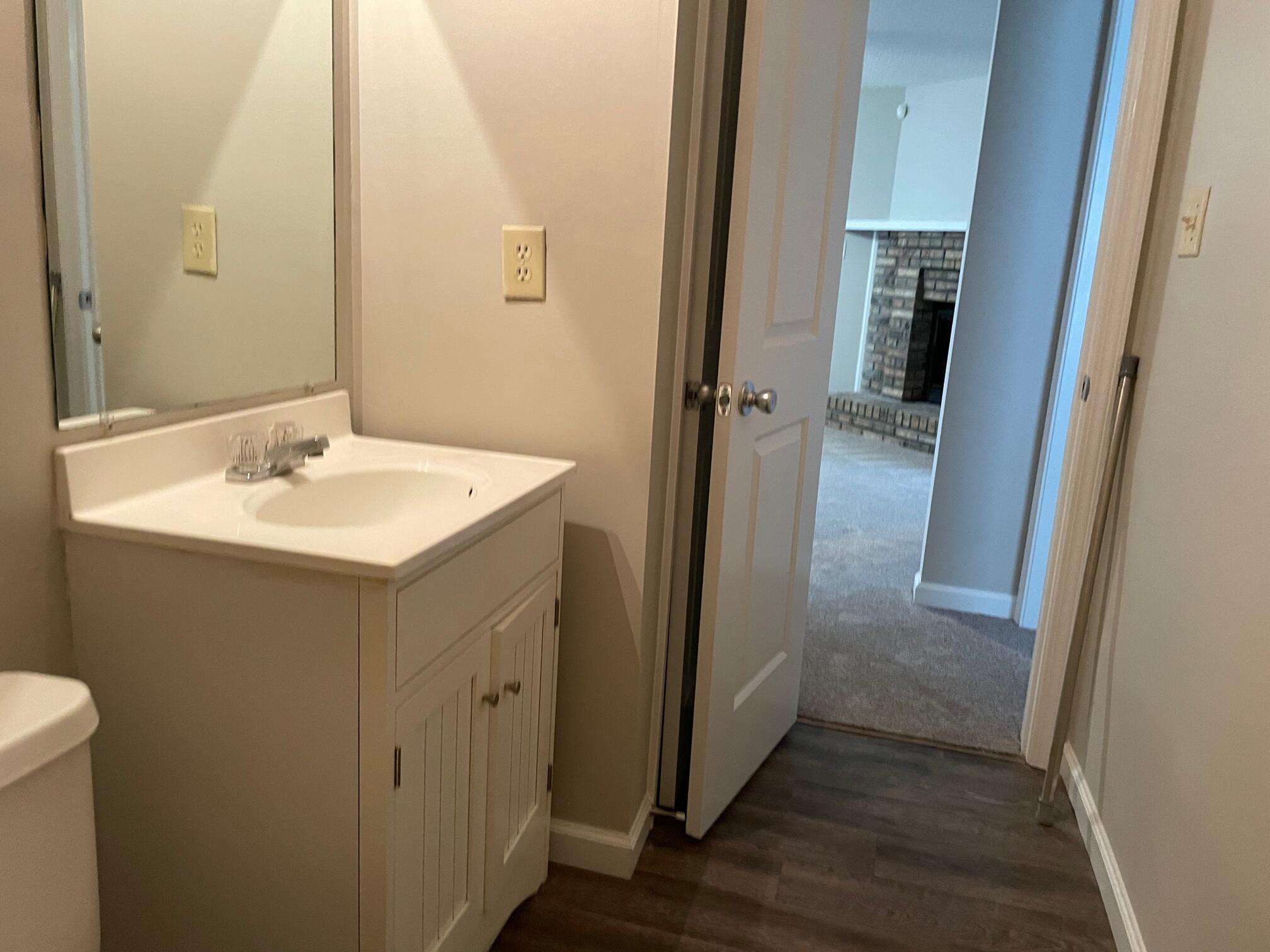 CIMARRON ESTATES - Residential Lease