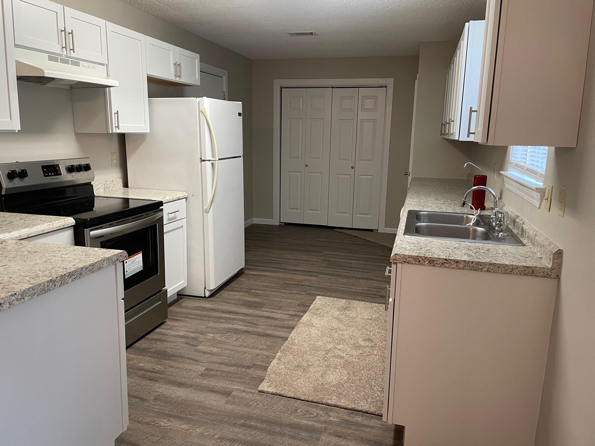 CIMARRON ESTATES - Residential Lease